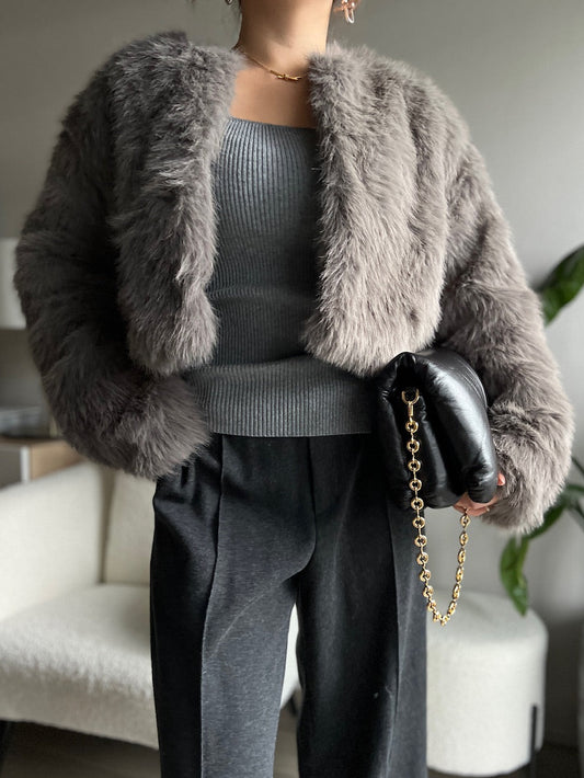 フェイクファーショートジャケット DPB56346