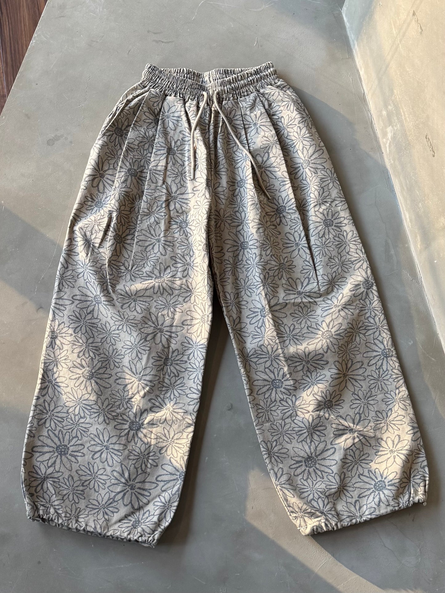 フラワータックパンツ DPB91108