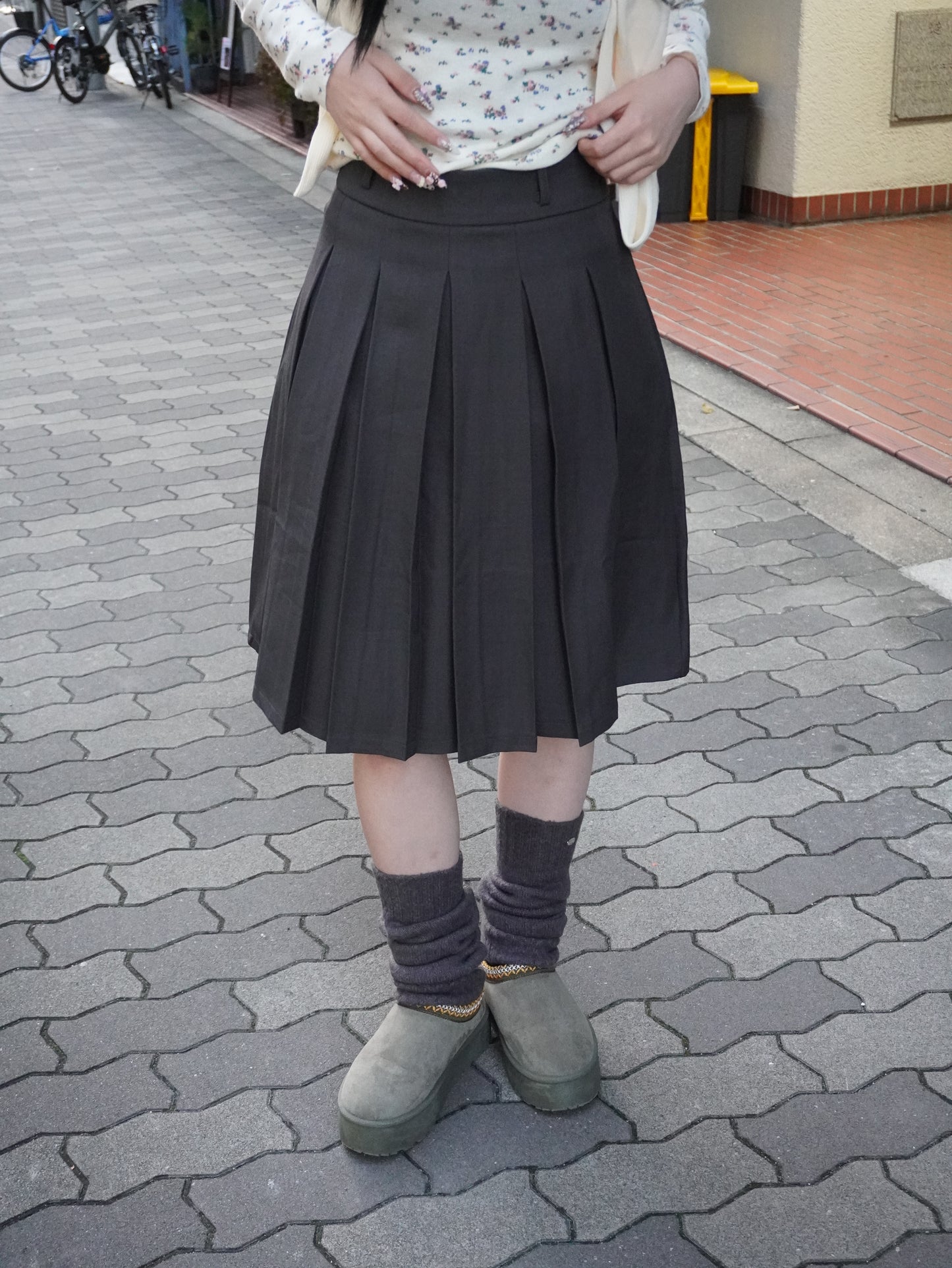 ミディアムプリーツスカート DPB85373