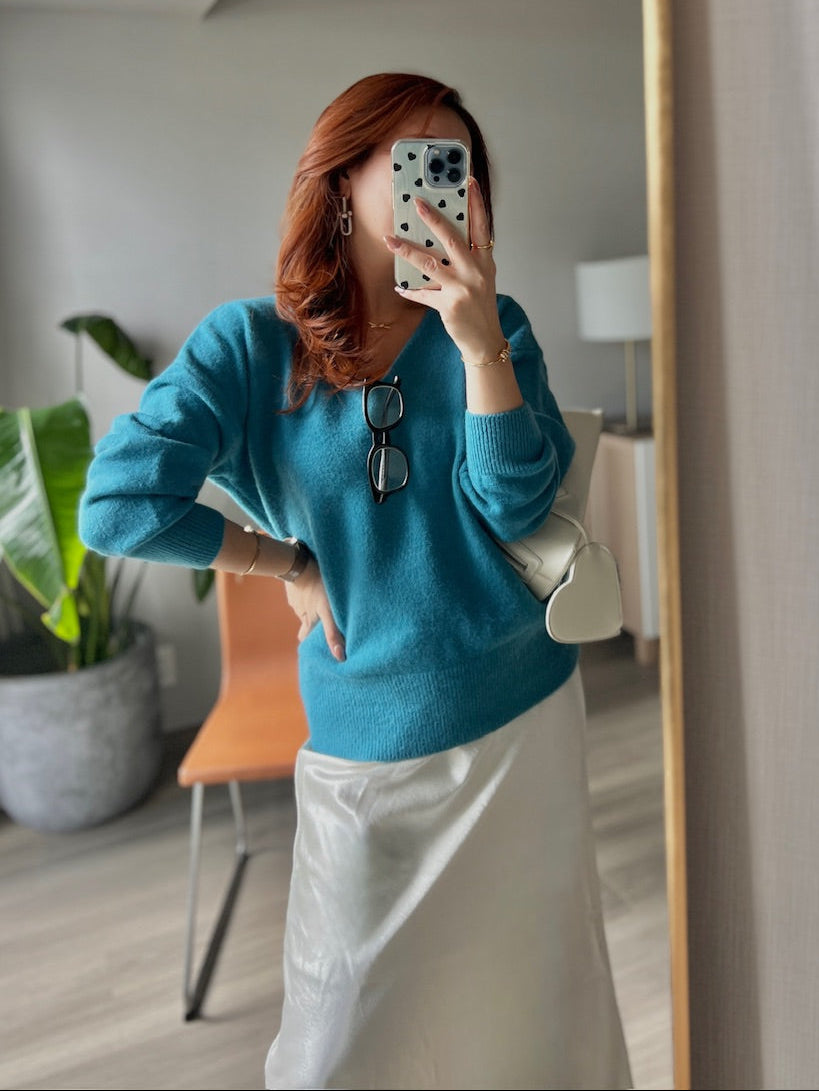 Vネックニットトップス DPB56339