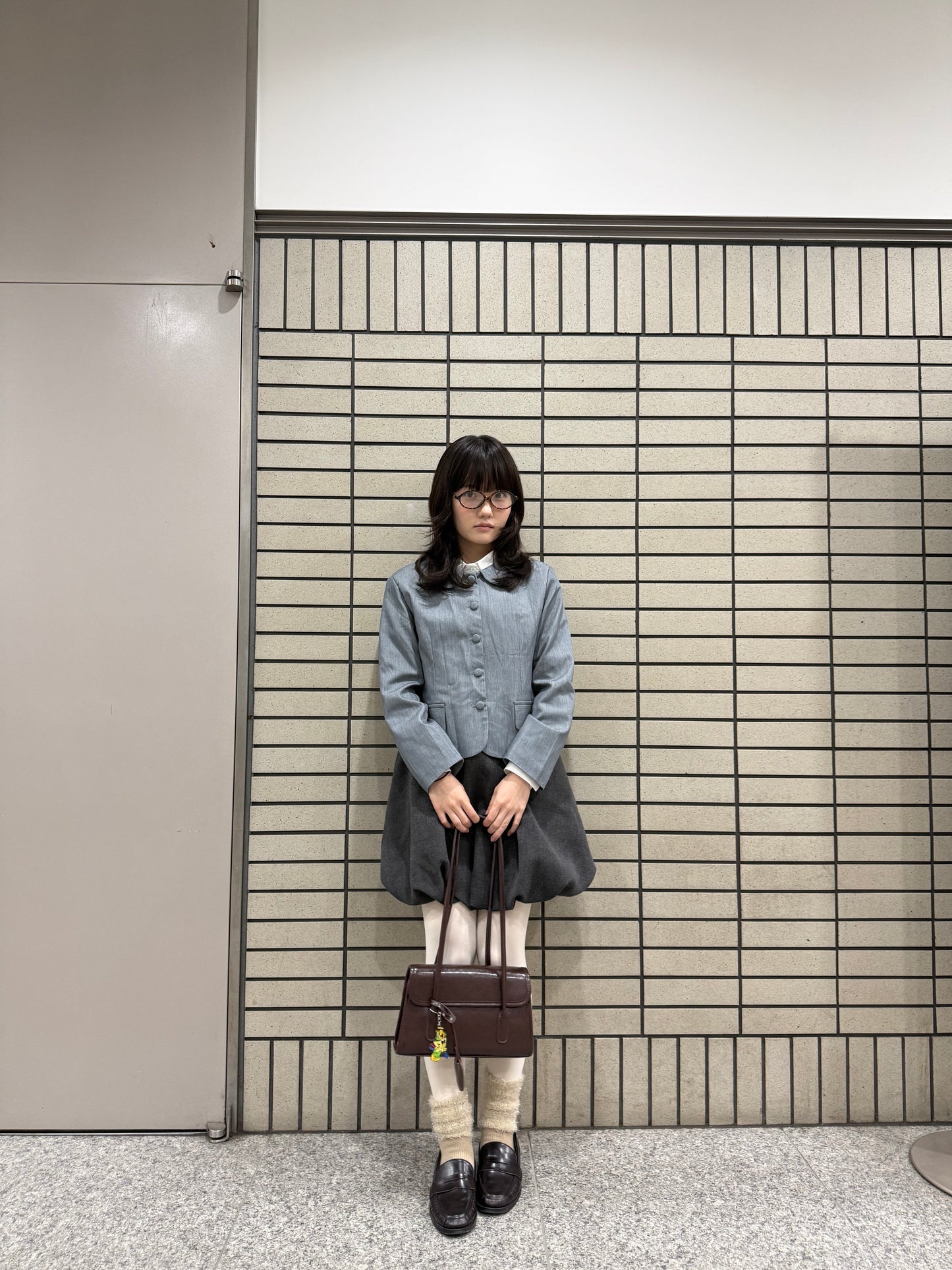 ライトグレーショートスーツジャケット DPA43706