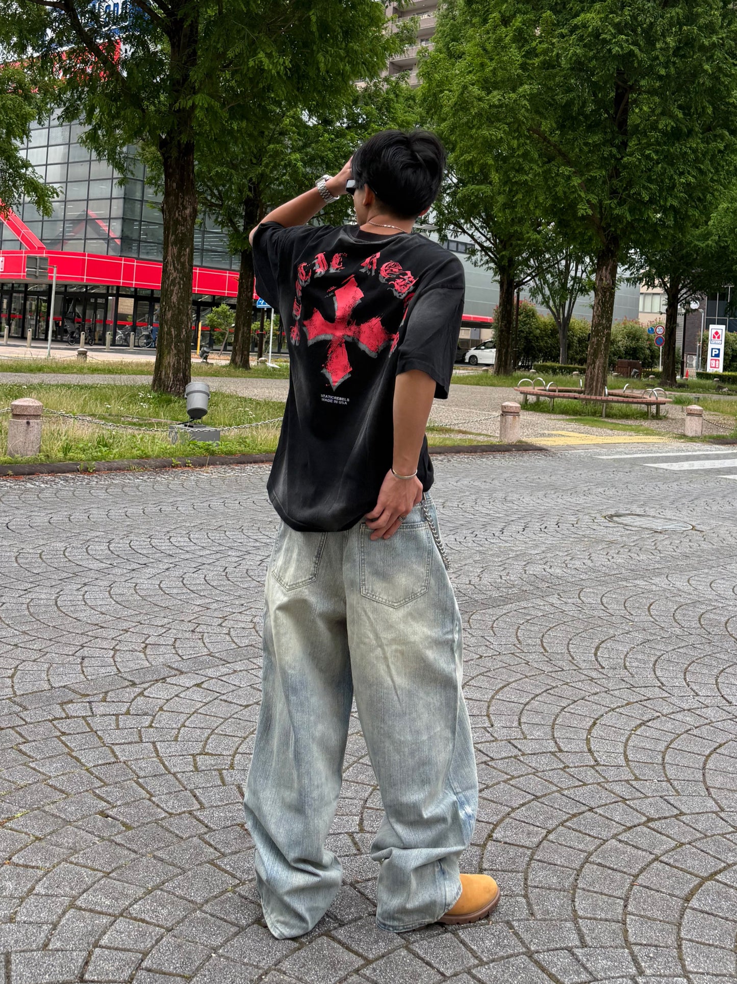 バックロゴペイントクロスTシャツ DPB90229