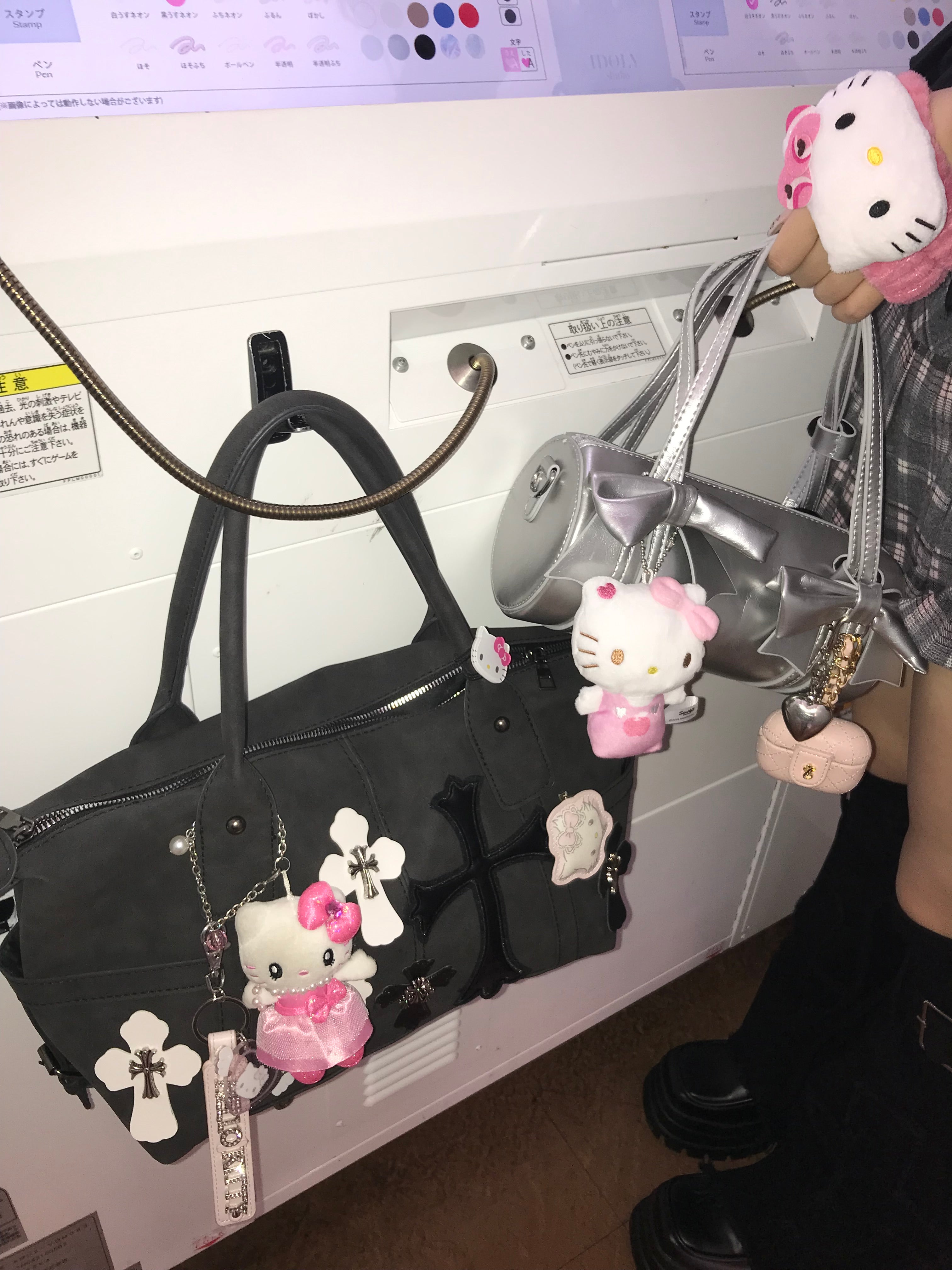 クロスデザインショルダーバッグ DPB74083 – CRAMMY