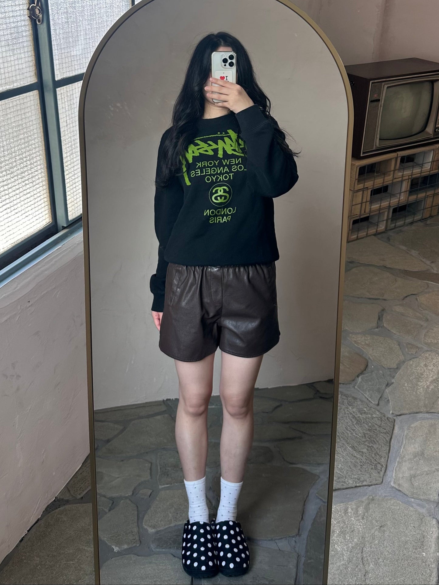 レザーライクショートパンツ DPB95063