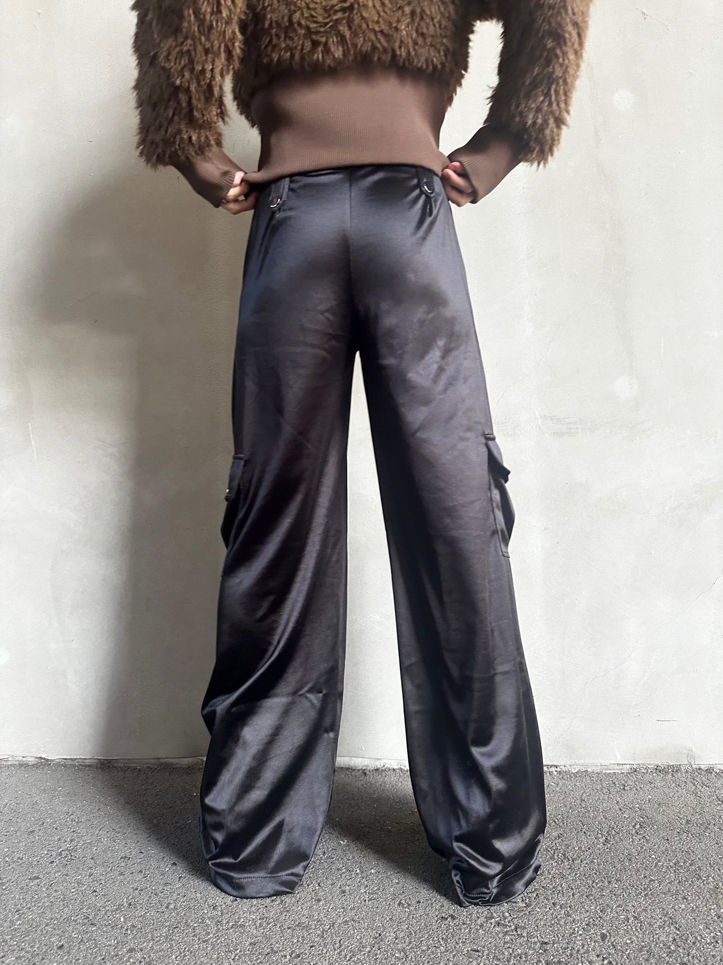 サテンブーツカットパンツ DPB26485