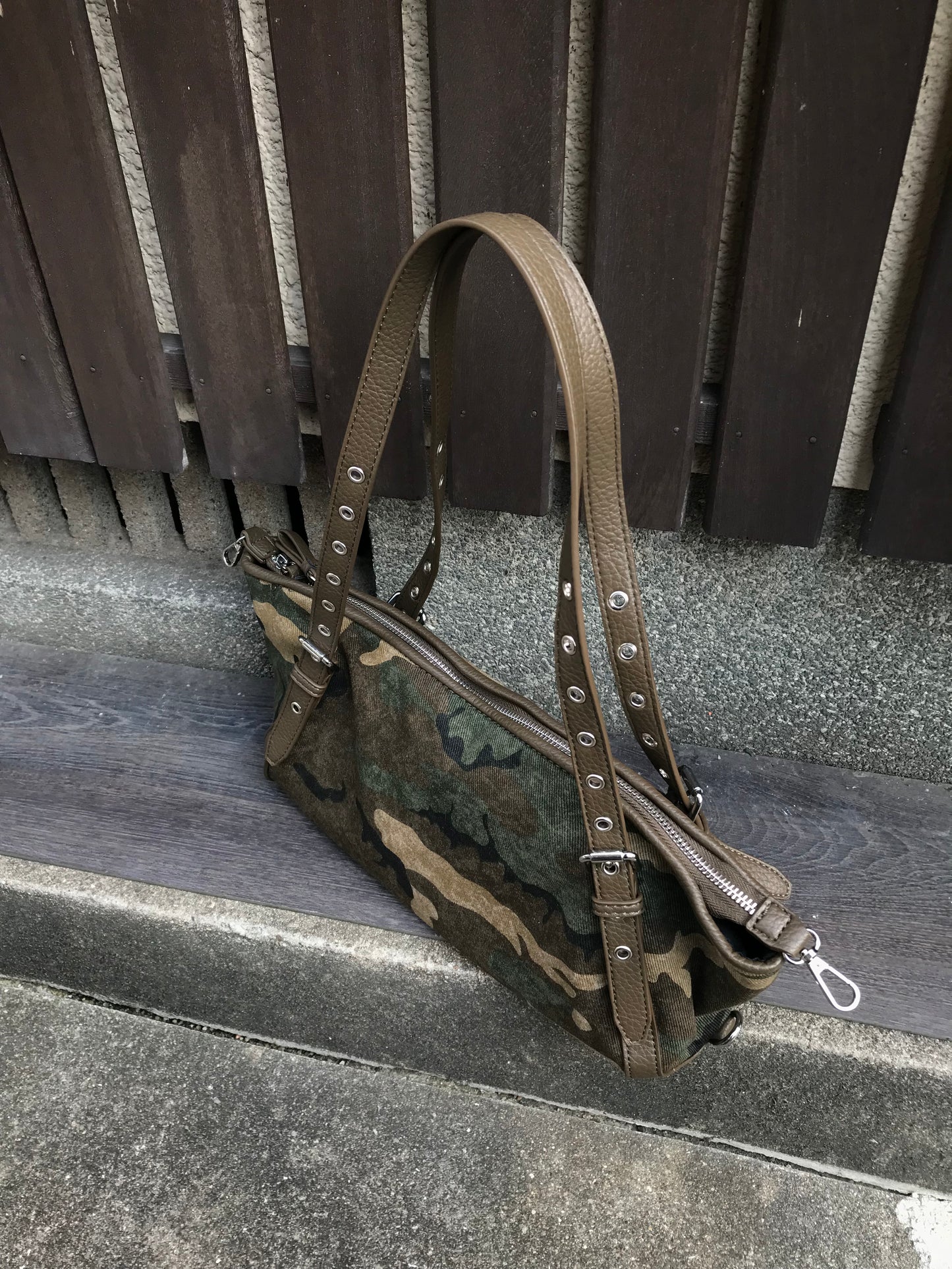 【即納】カモフラショルダーバッグ DPB85363S