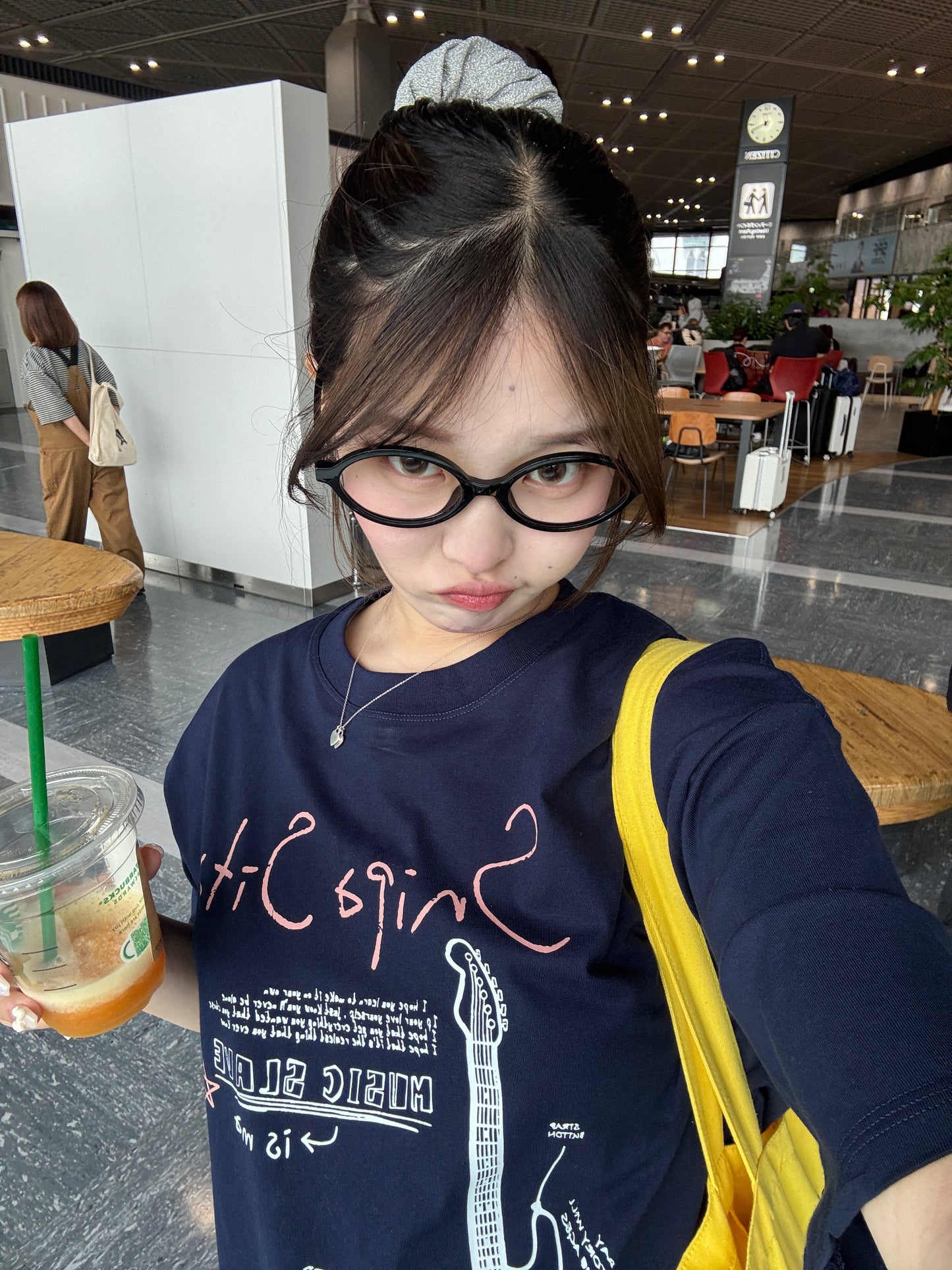 シンプルフォントTシャツ DPB63237