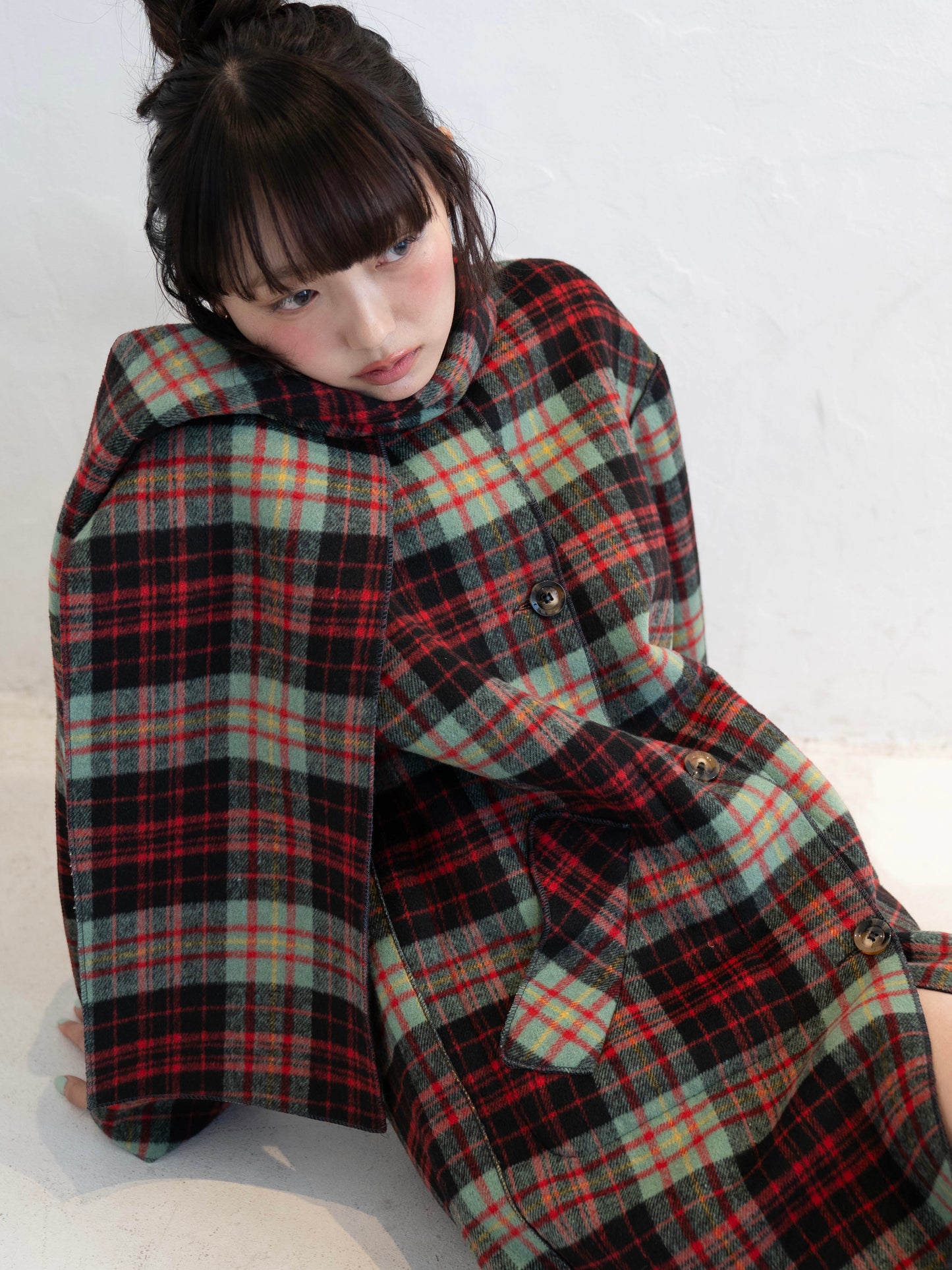 マフラー付きチェックロングコート DPC02015