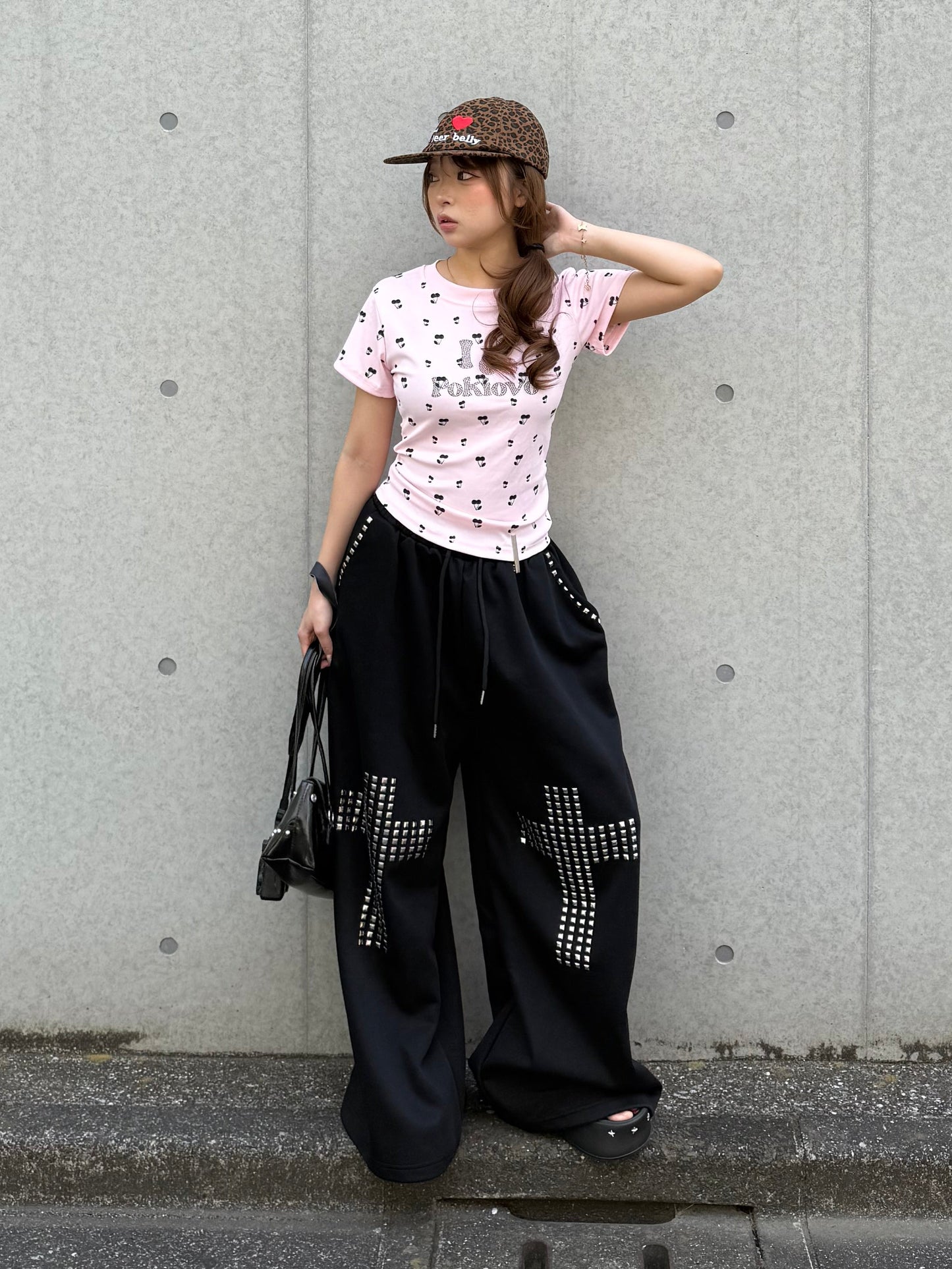 クロススタッズスウェットパンツ DPB86244