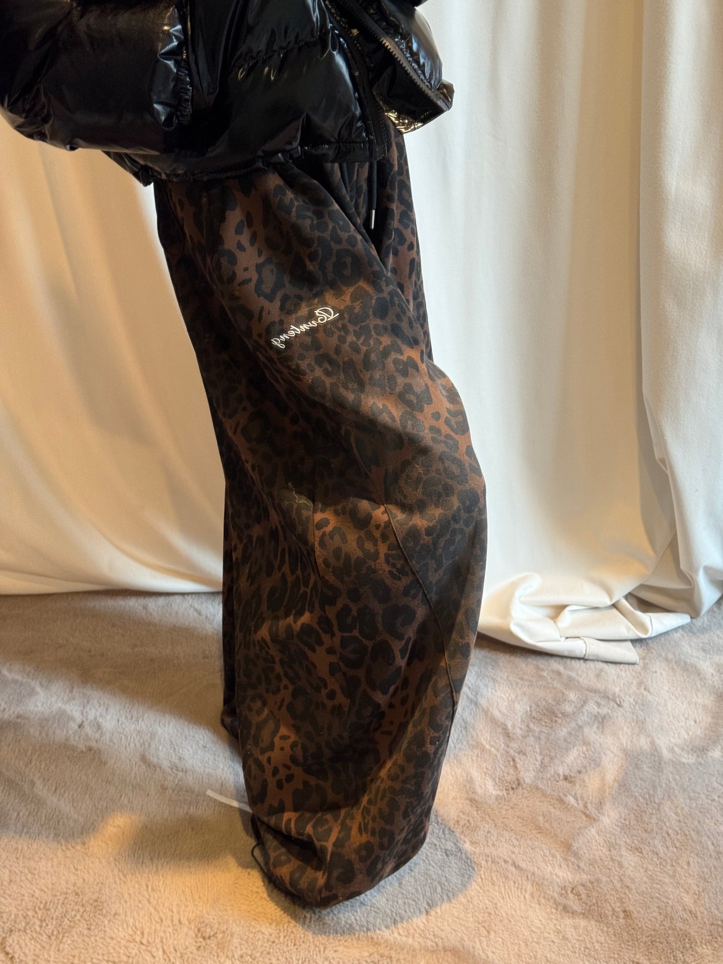 ウォッシュドレオパードスウェットパンツ DPB86171