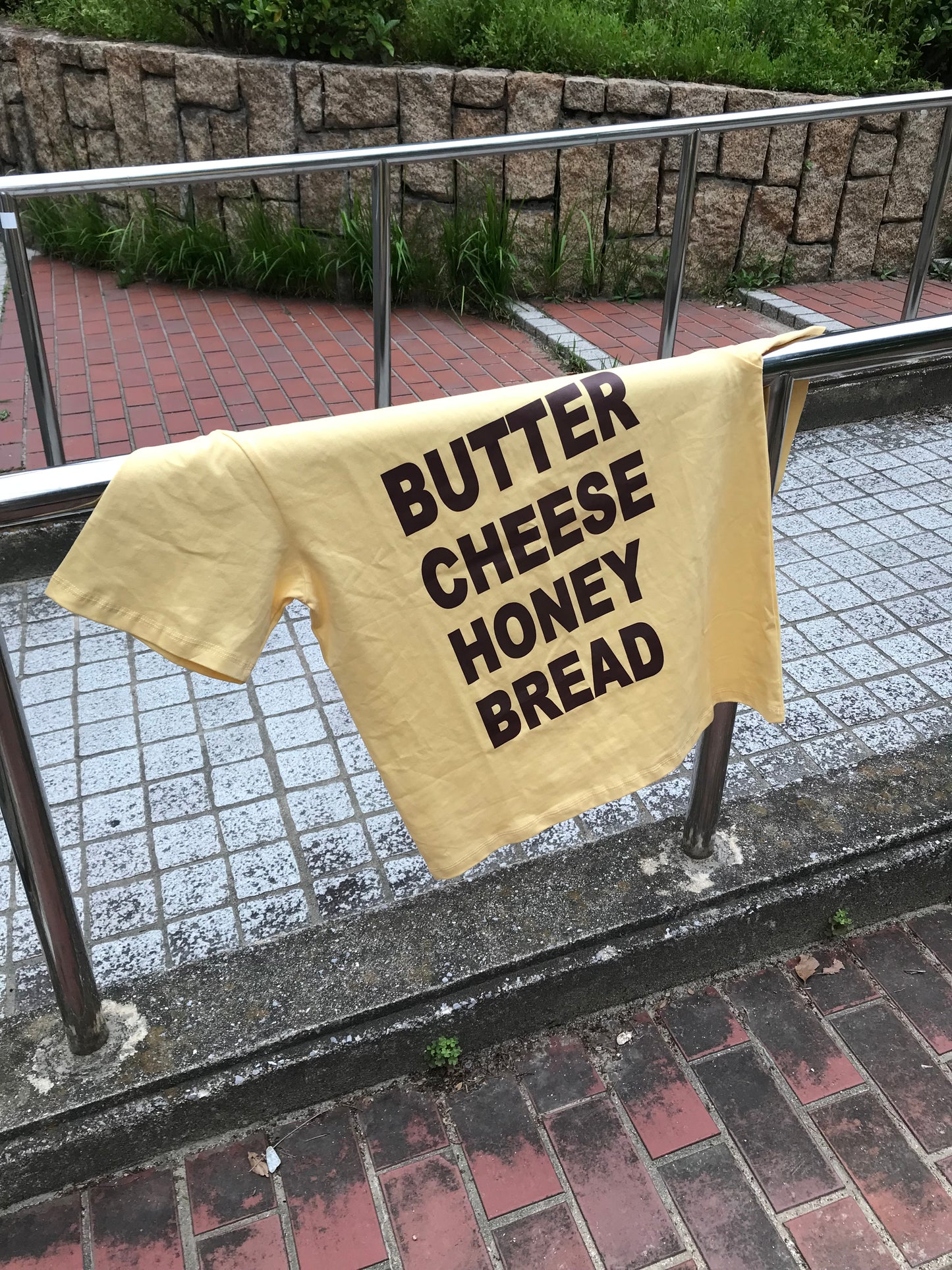 BUTTERレタリングTシャツ DPB85533