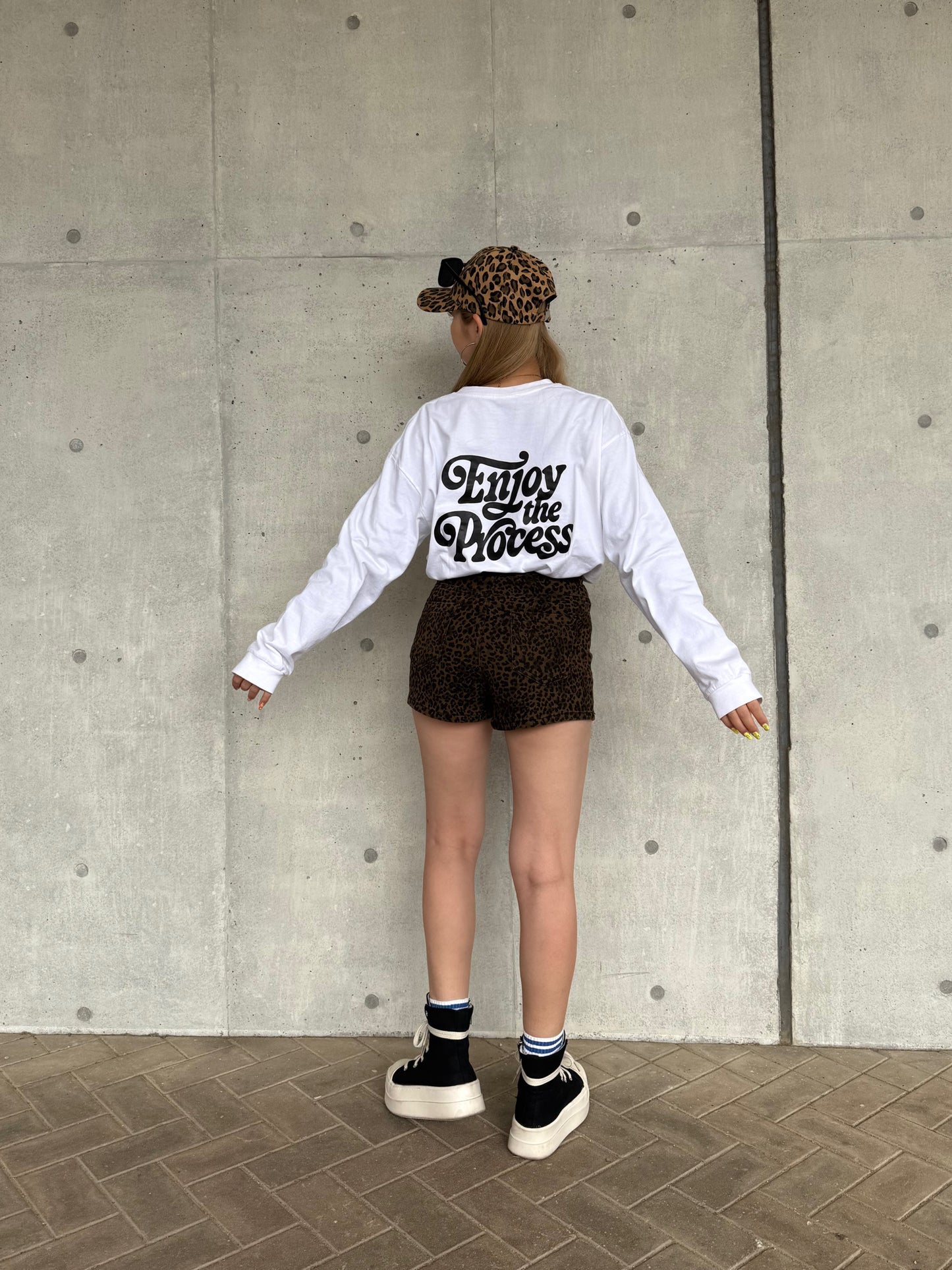 ユニセックスロゴロングスリーブTシャツ DPB73254