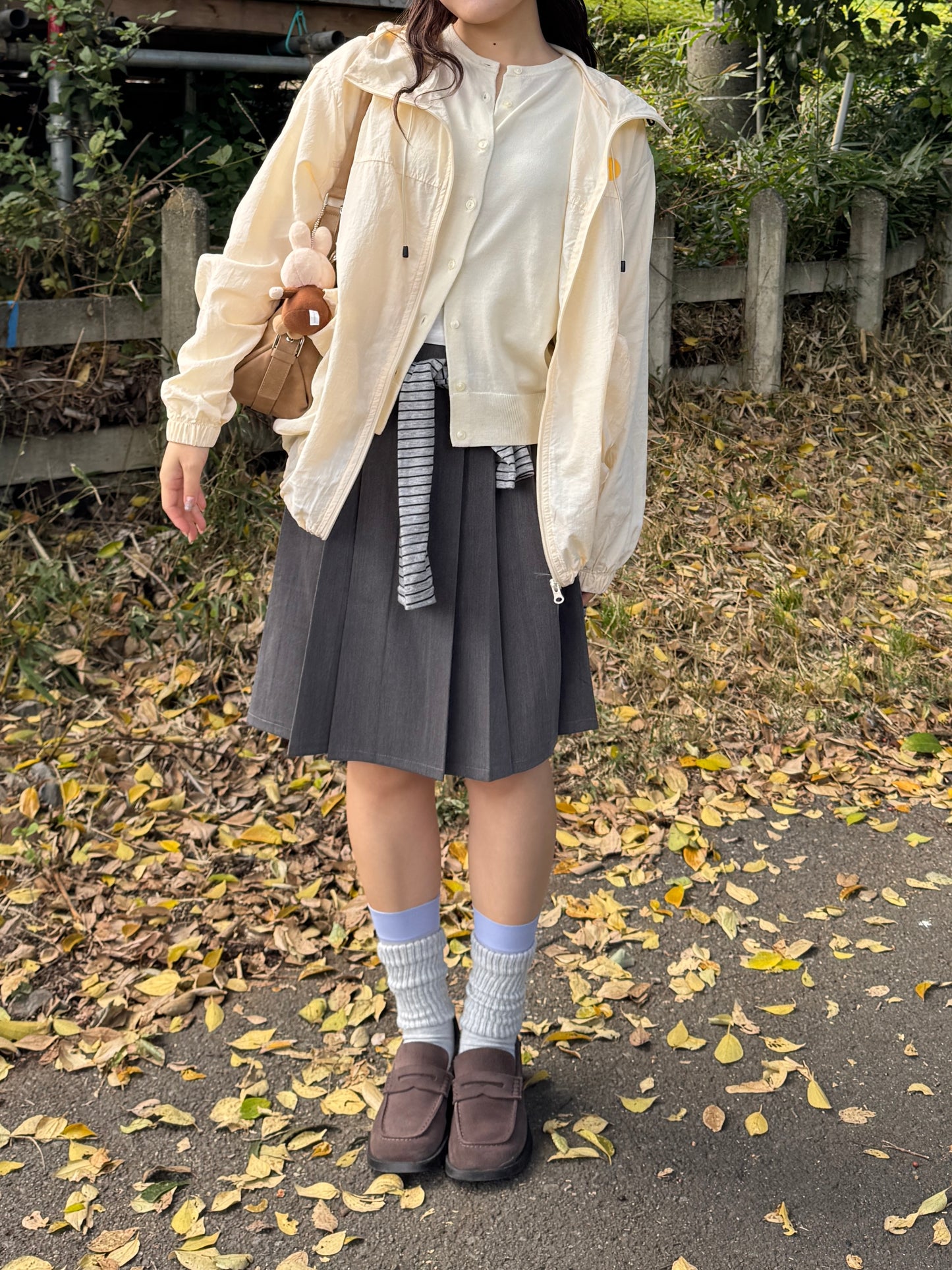 ミディアム丈プリーツスカート DPB78215