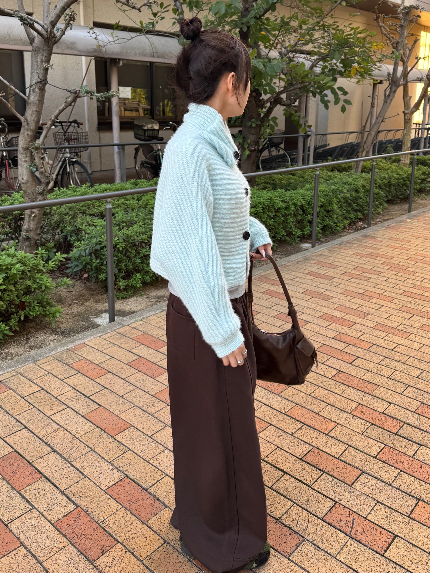 ハイネックフロントボタンニット DPB85398