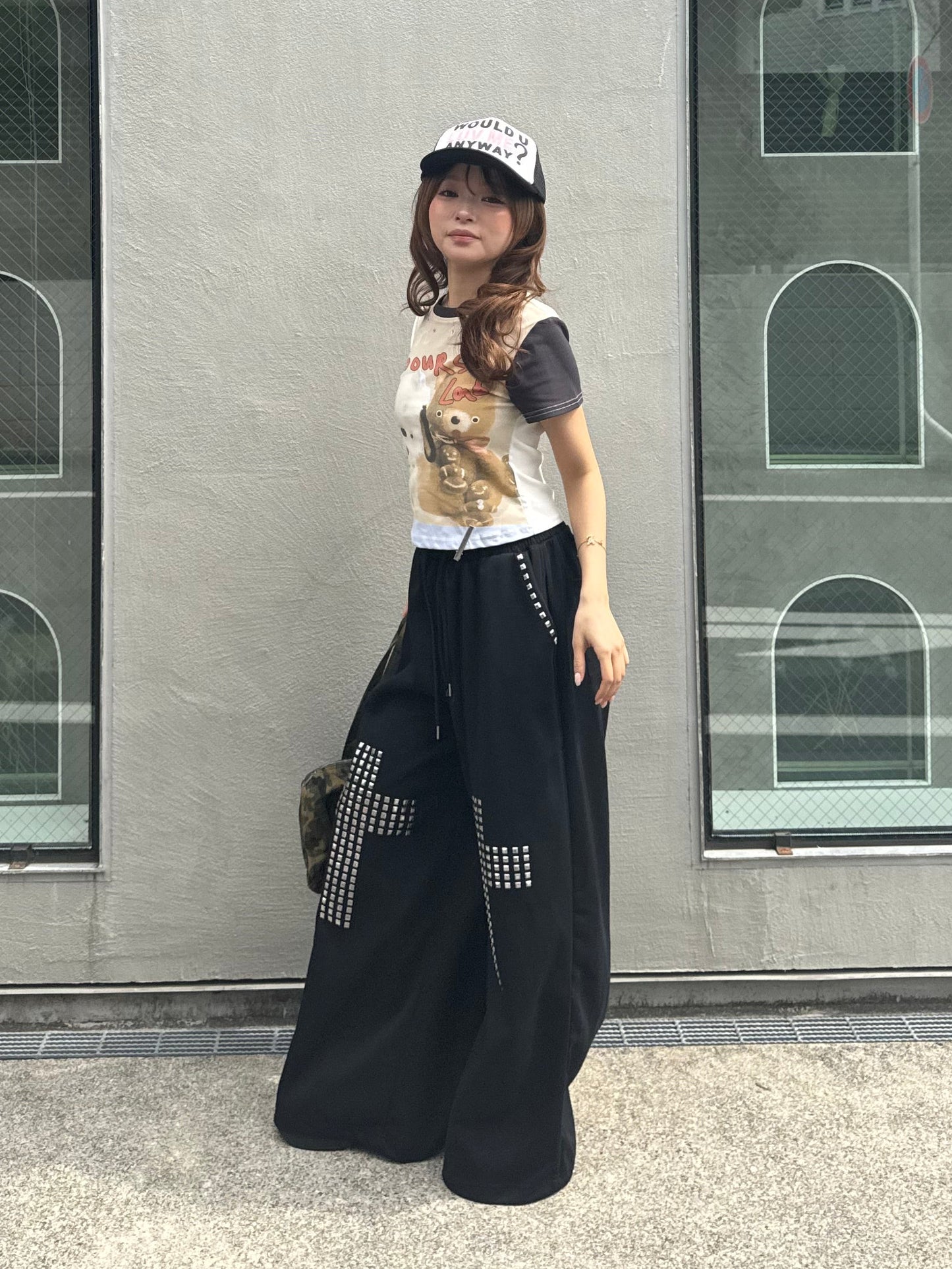 クロススタッズスウェットパンツ DPB86244