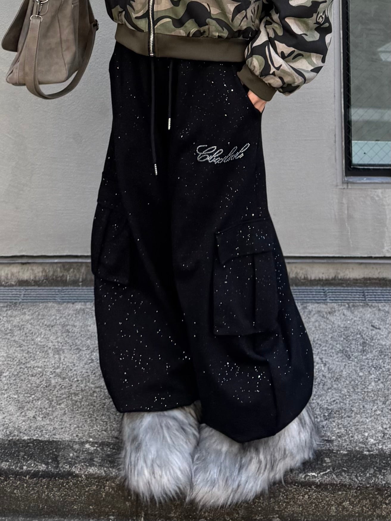 ラメカーゴスウェットパンツ DPB86111