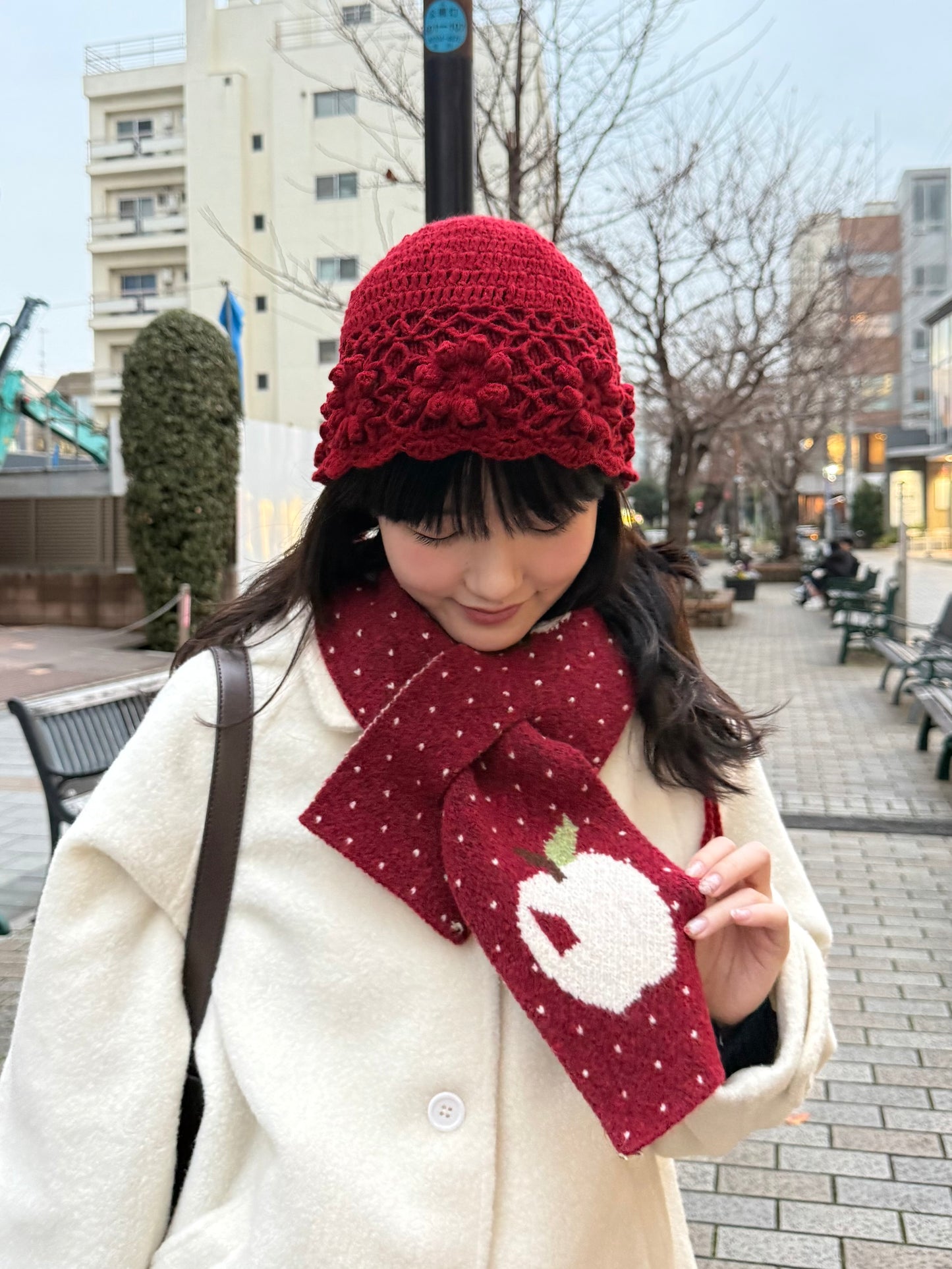 ホワイトアップルスカーフ DPA43750