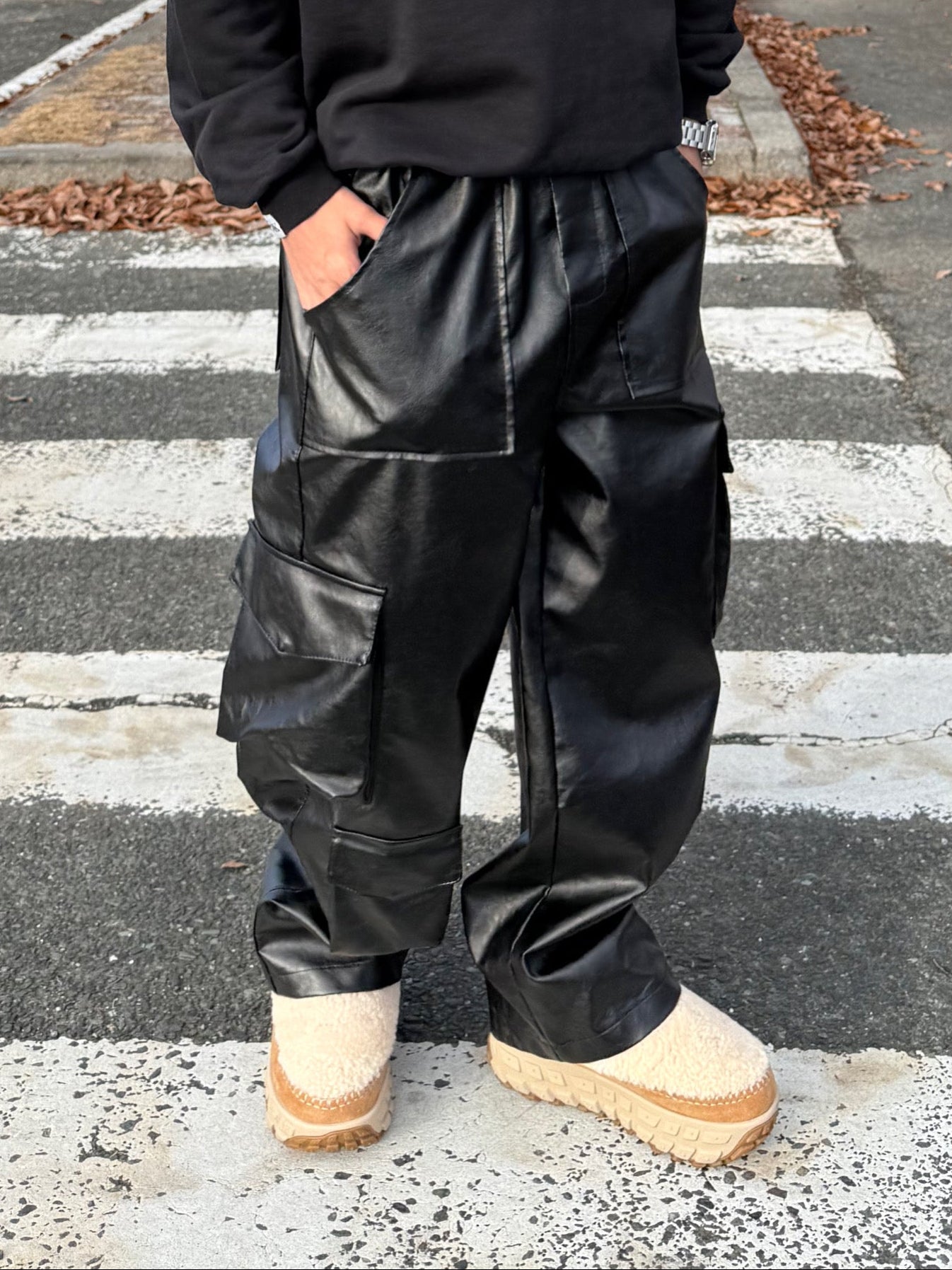 レザーライクポケットパンツ DPB90098