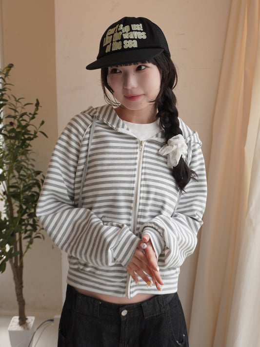 ボーダーライトパーカー DPB85493