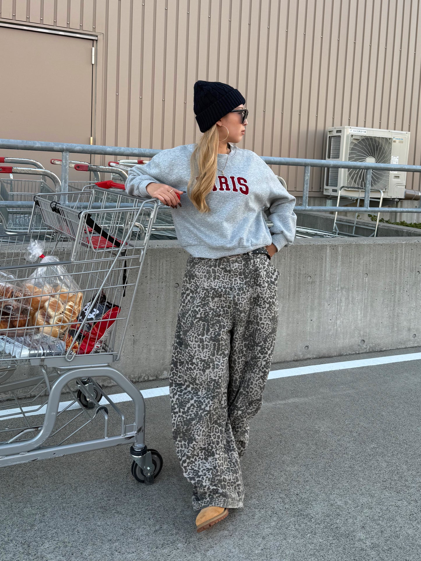 PARISスウェット DPB73518