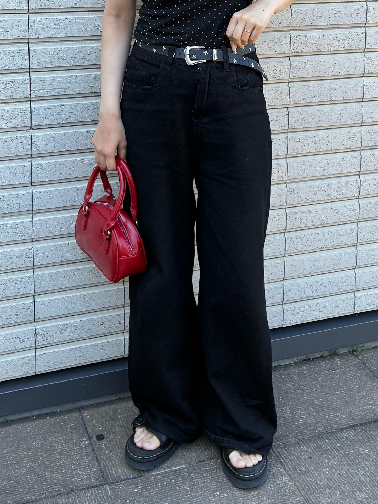 ストレートブラックパンツ DPA61504