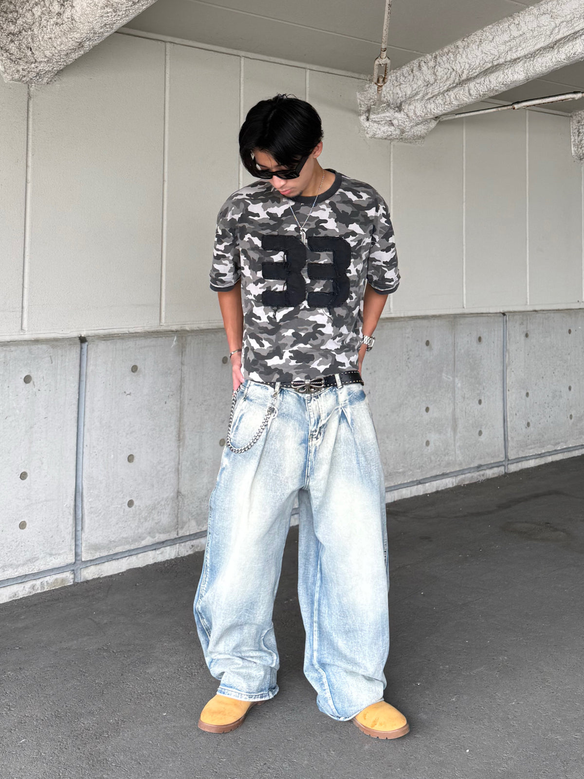 ウォッシュ加工デニムパンツ DPB90207