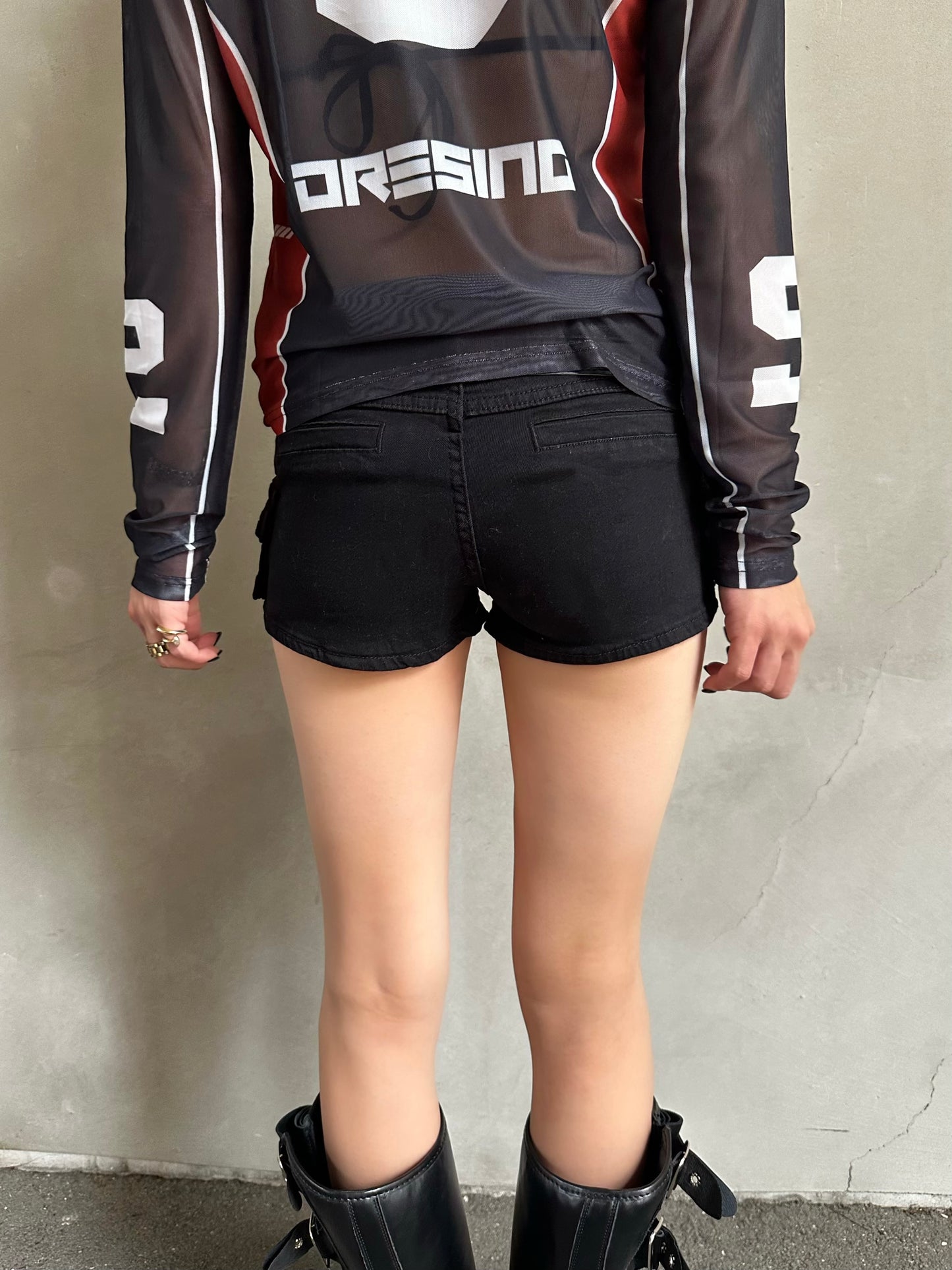 ブラックショートパンツ DPB26640