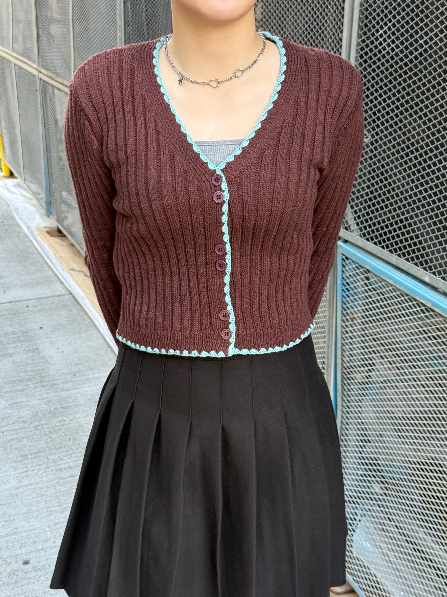 バイカラーニットトップス DPB93014