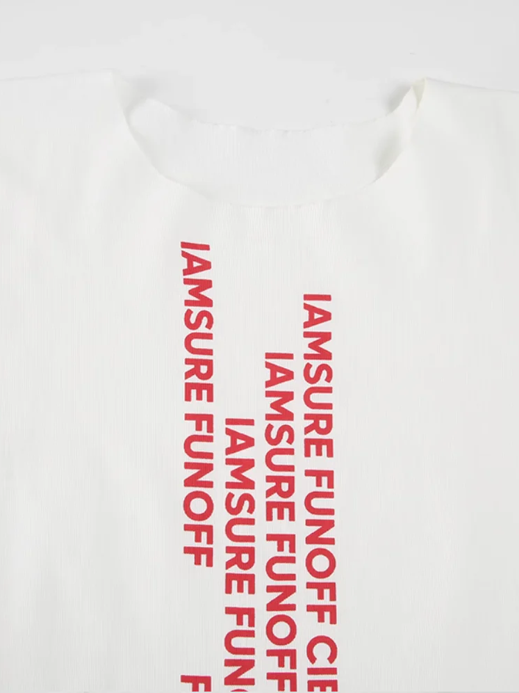 レッドレタリングTシャツ DPB71748