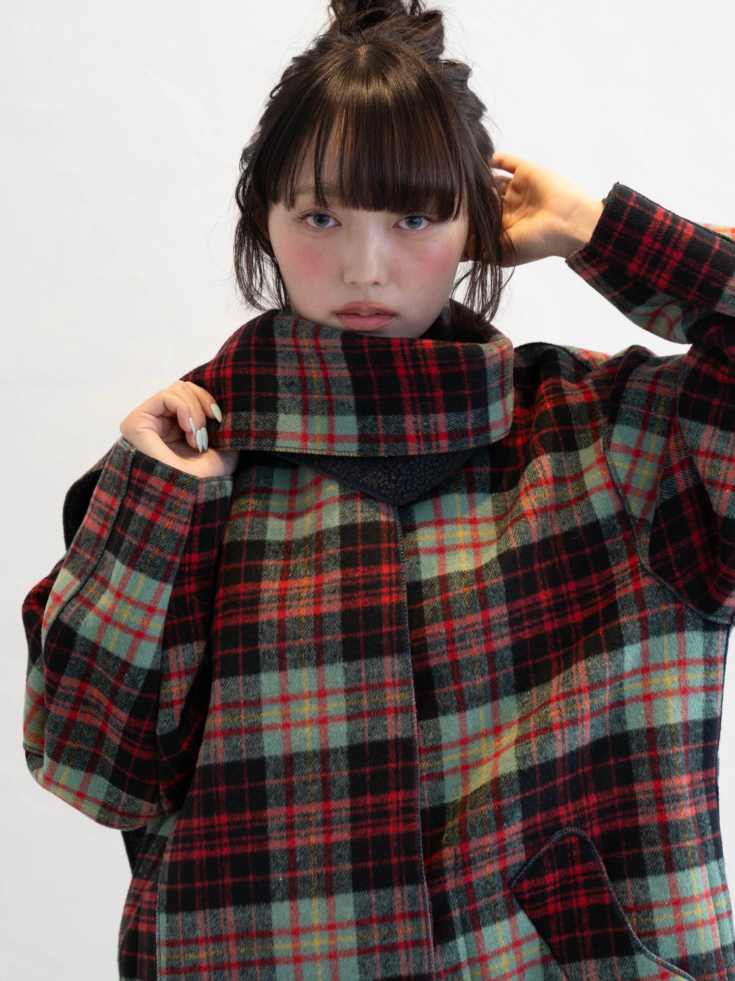 マフラー付きチェックロングコート DPC02015