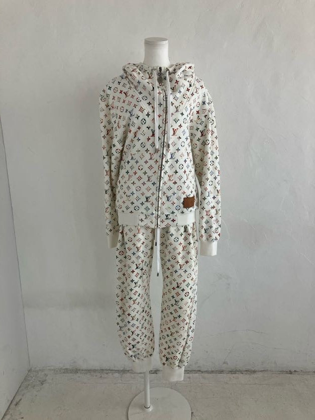 【LOUIS VUITTION】セットアップ UPA05015