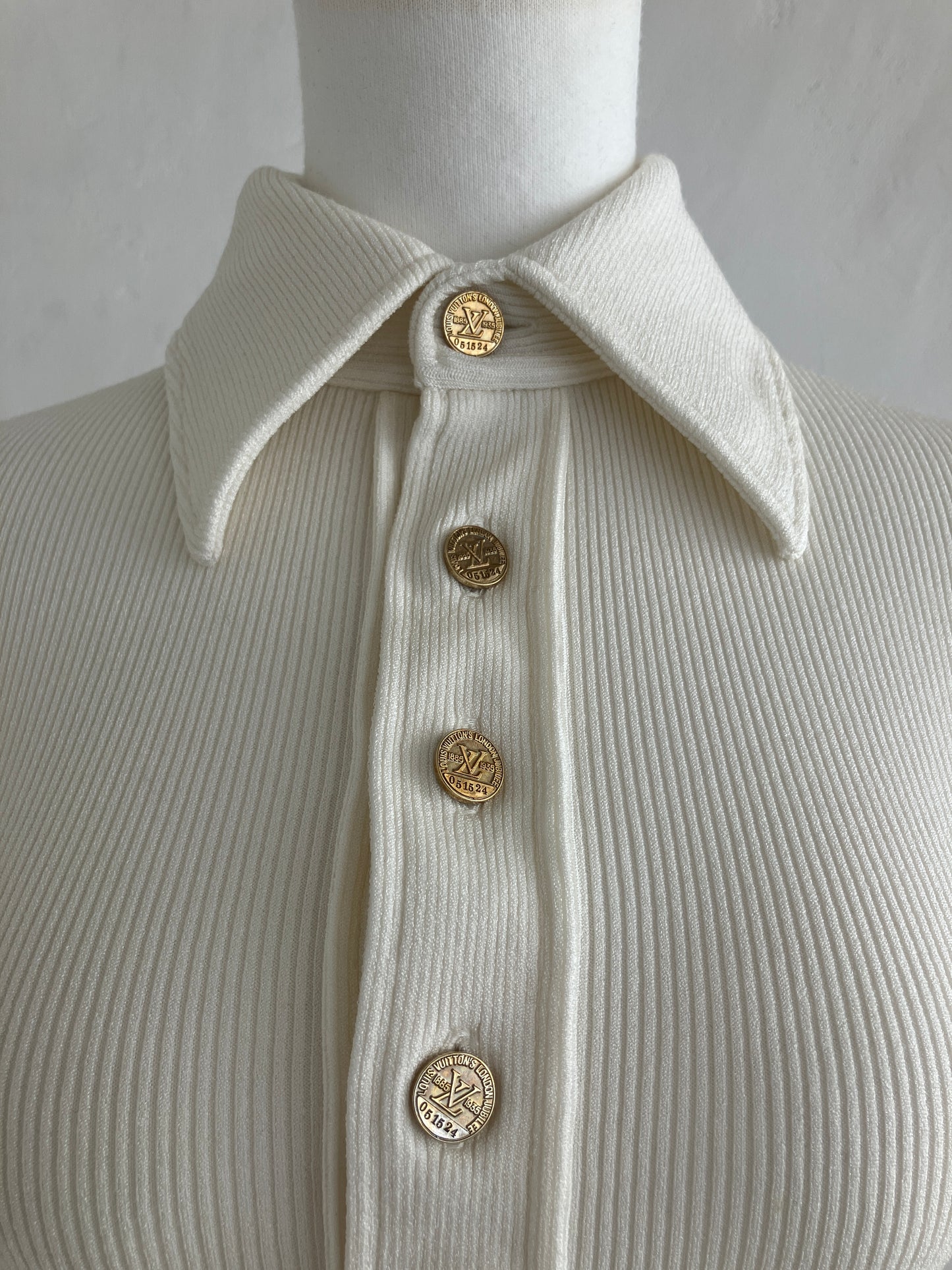 【LOUIS VUITTION】トップス UPA05037