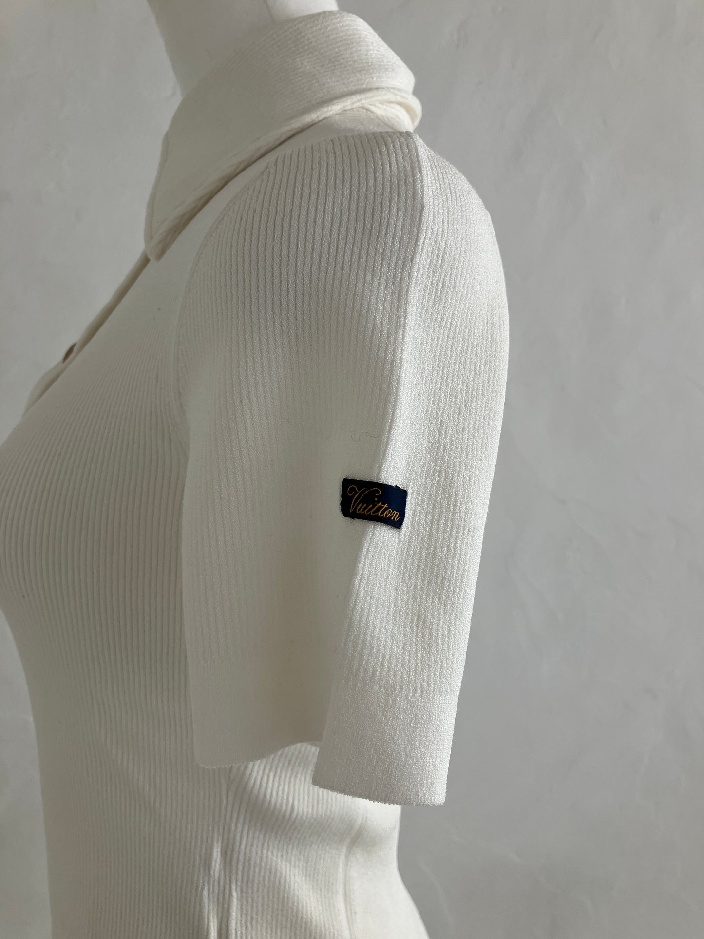【LOUIS VUITTION】トップス UPA05037