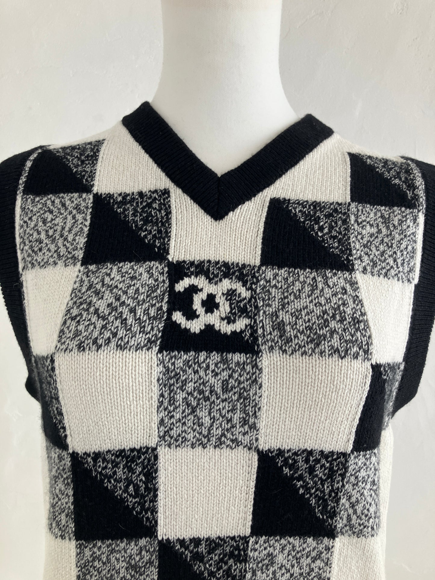 【CHANEL】ニットトップス UPA05041