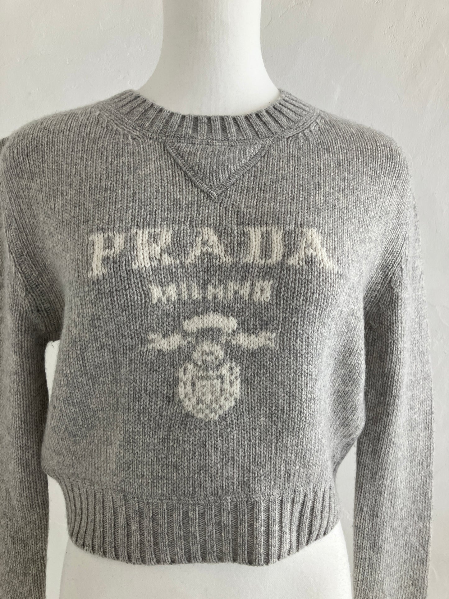 【PRADA】ニットトップス UPA05042