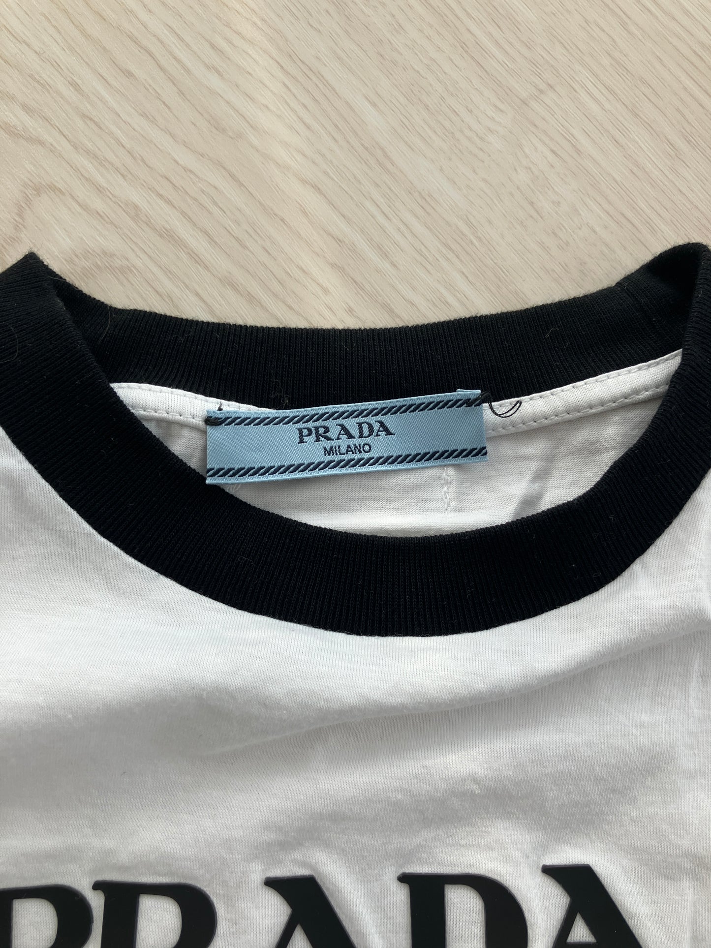 【PRADA】Tシャツ UPA05074