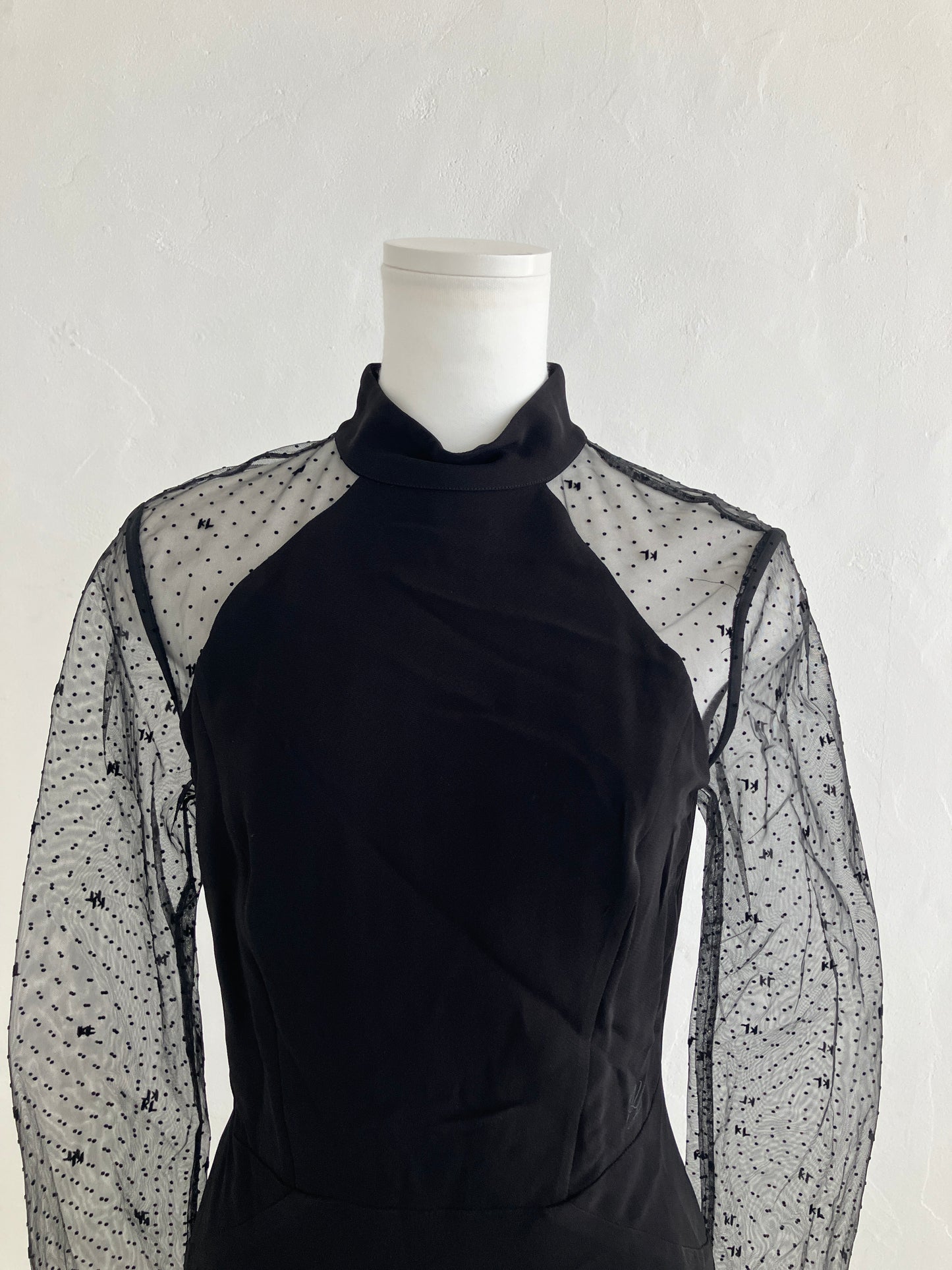 【KARL LAGERFELD】ワンピース UPA05080