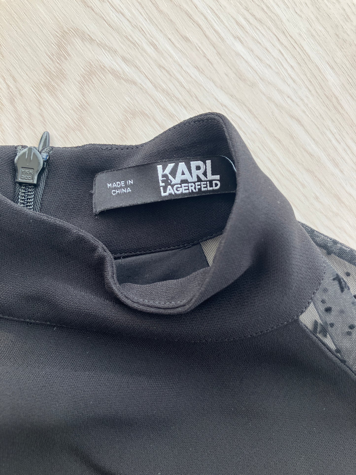 【KARL LAGERFELD】ワンピース UPA05080