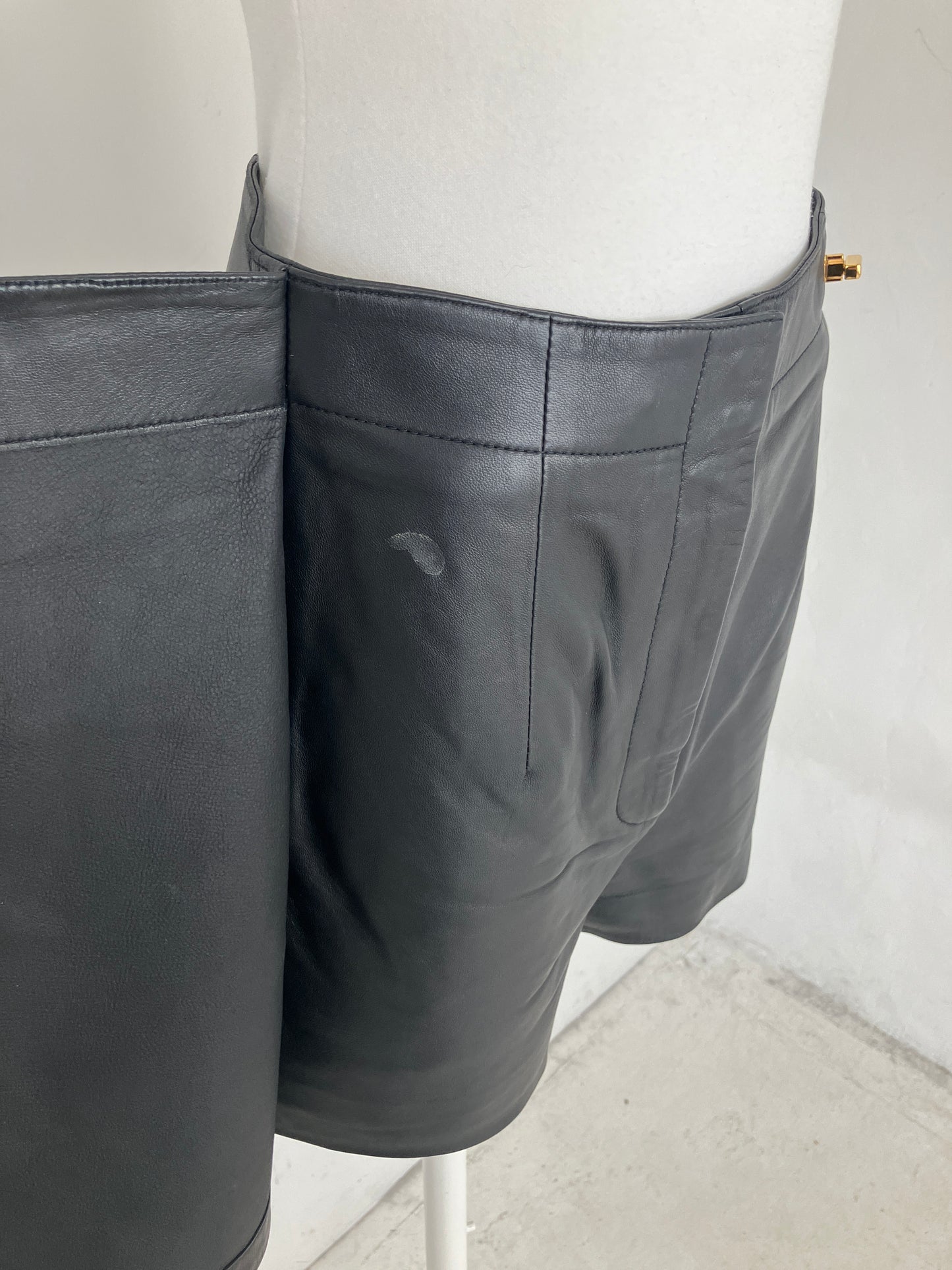 【Dior】ショートパンツ UPA05086