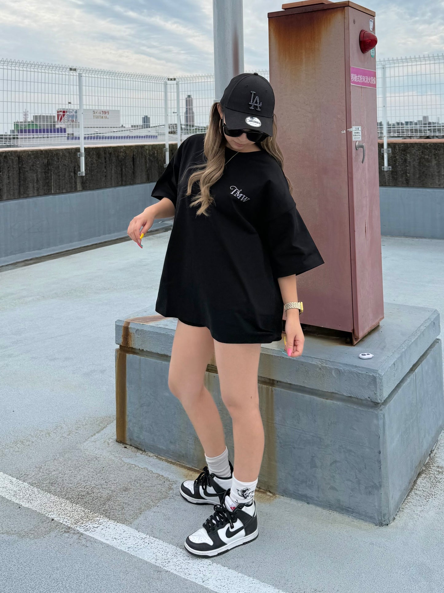 TMW stone over tee