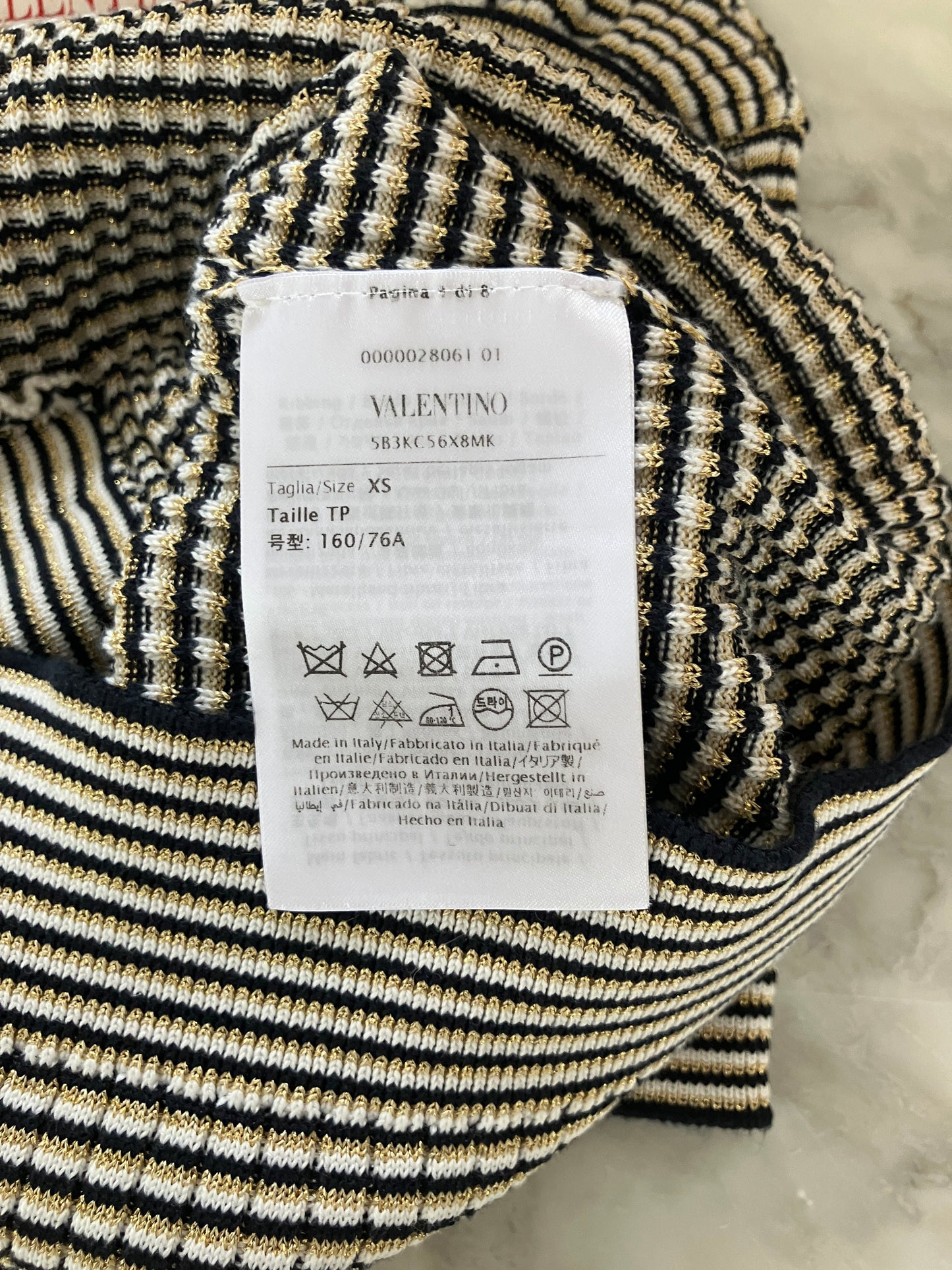 【VALENTINO】トップス UPA05093