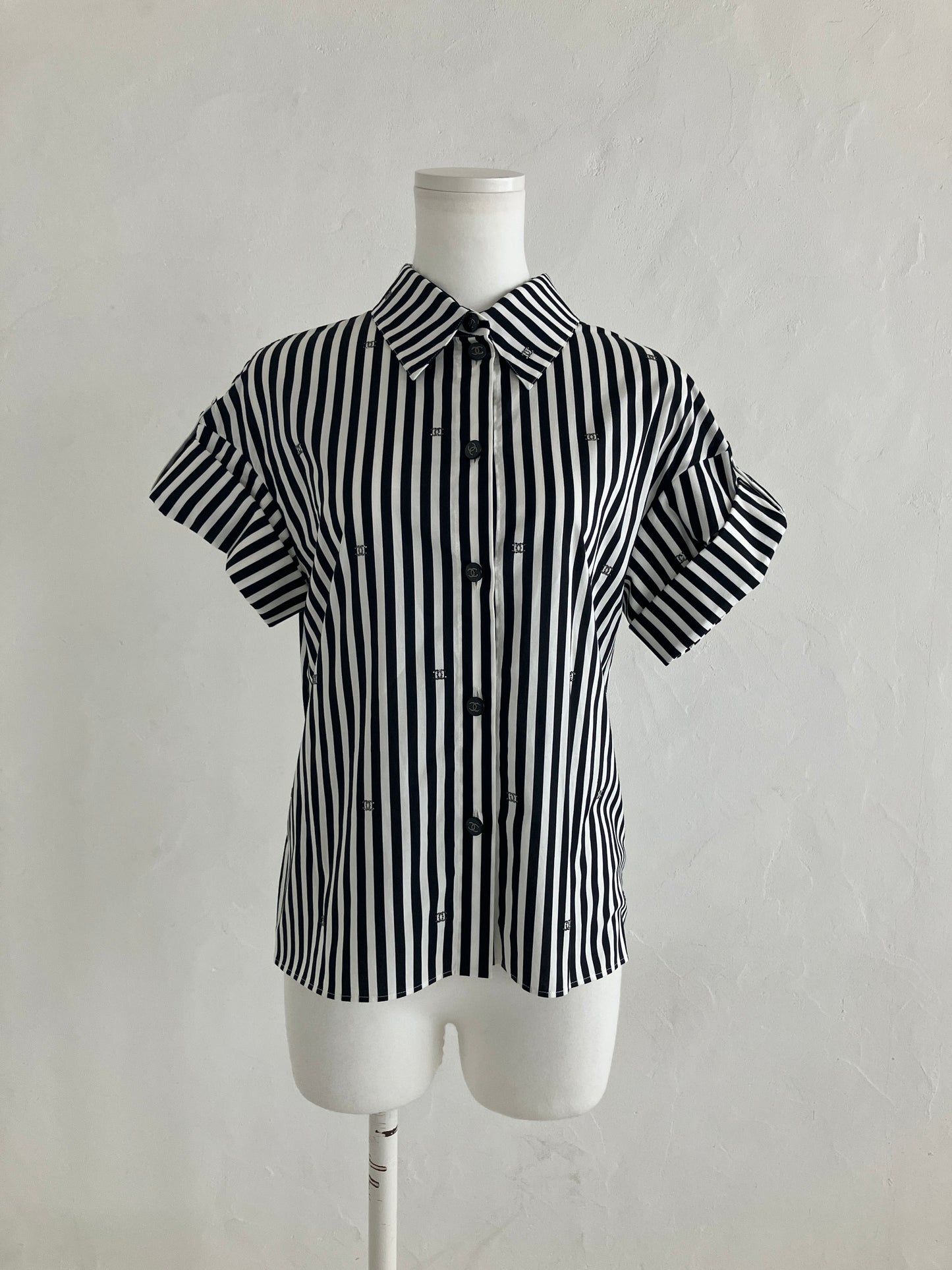 【CHANEL】シャツ UPA05097
