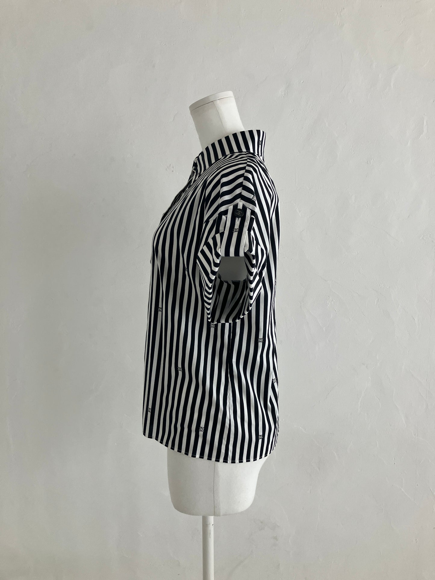 【CHANEL】シャツ UPA05097