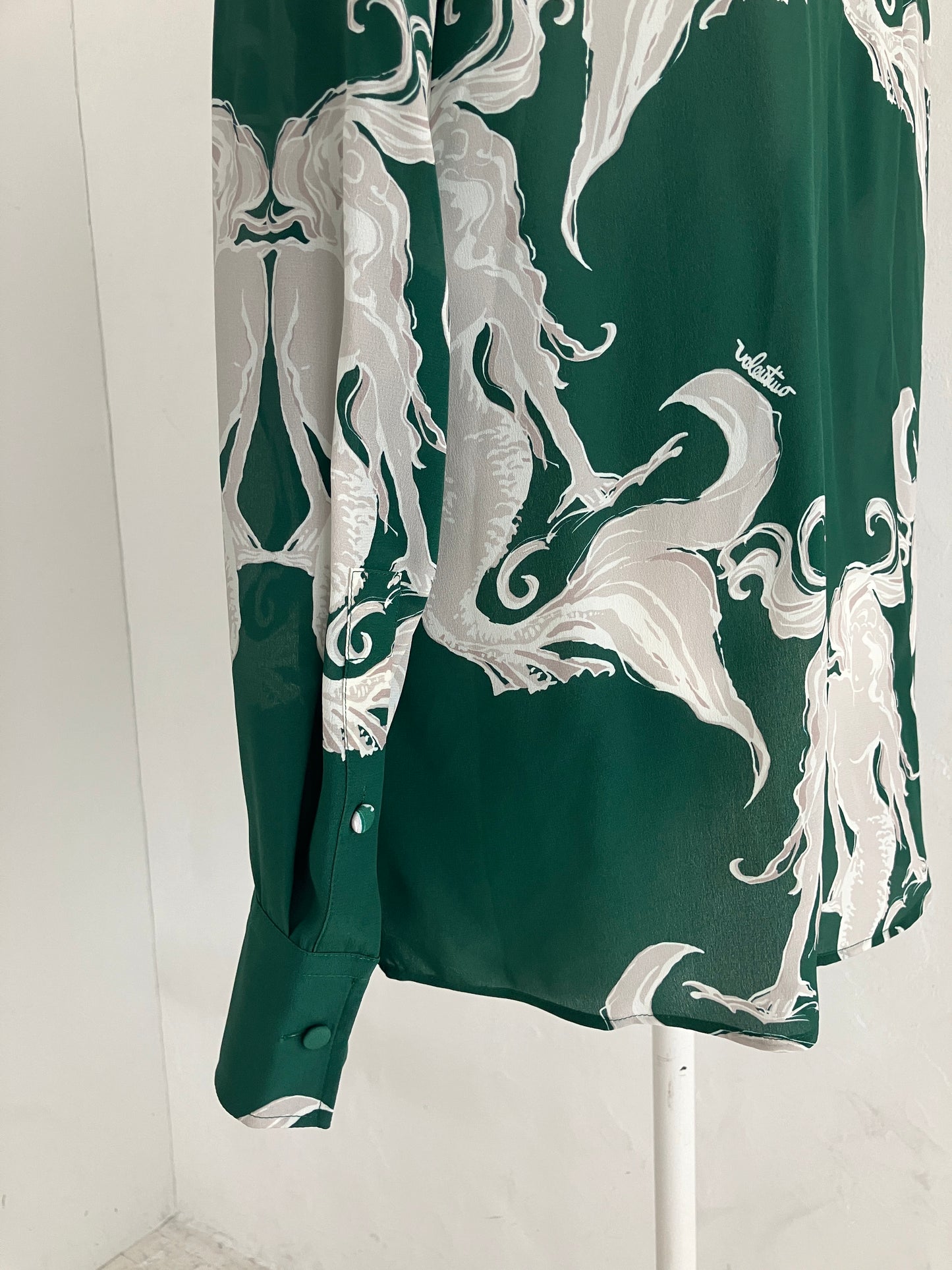 【VALENTINO】シャツ UPA05100