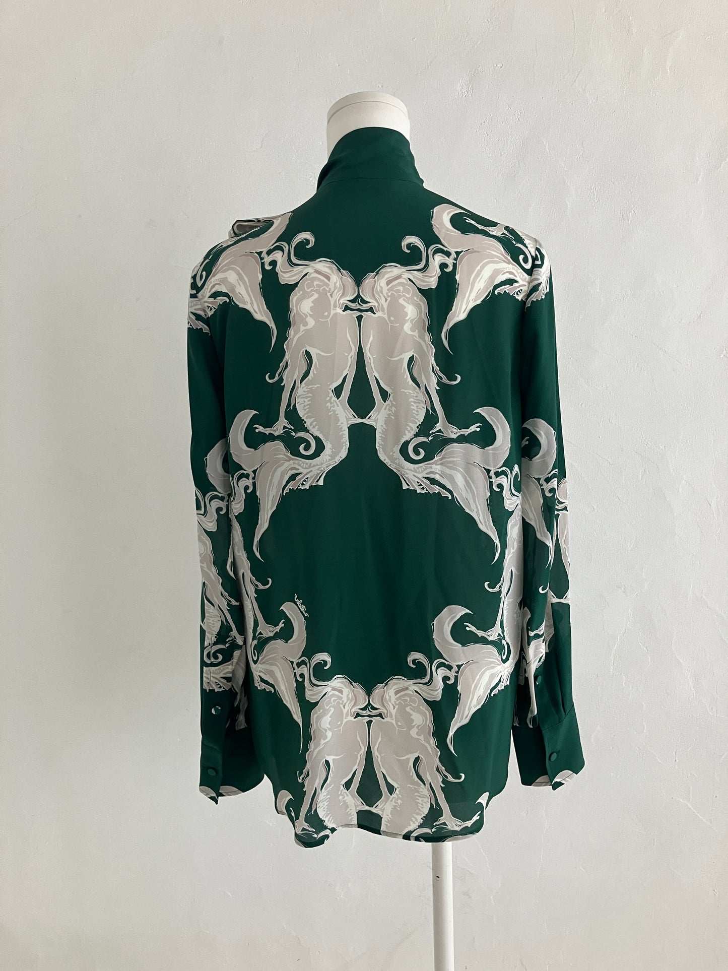 【VALENTINO】シャツ UPA05100