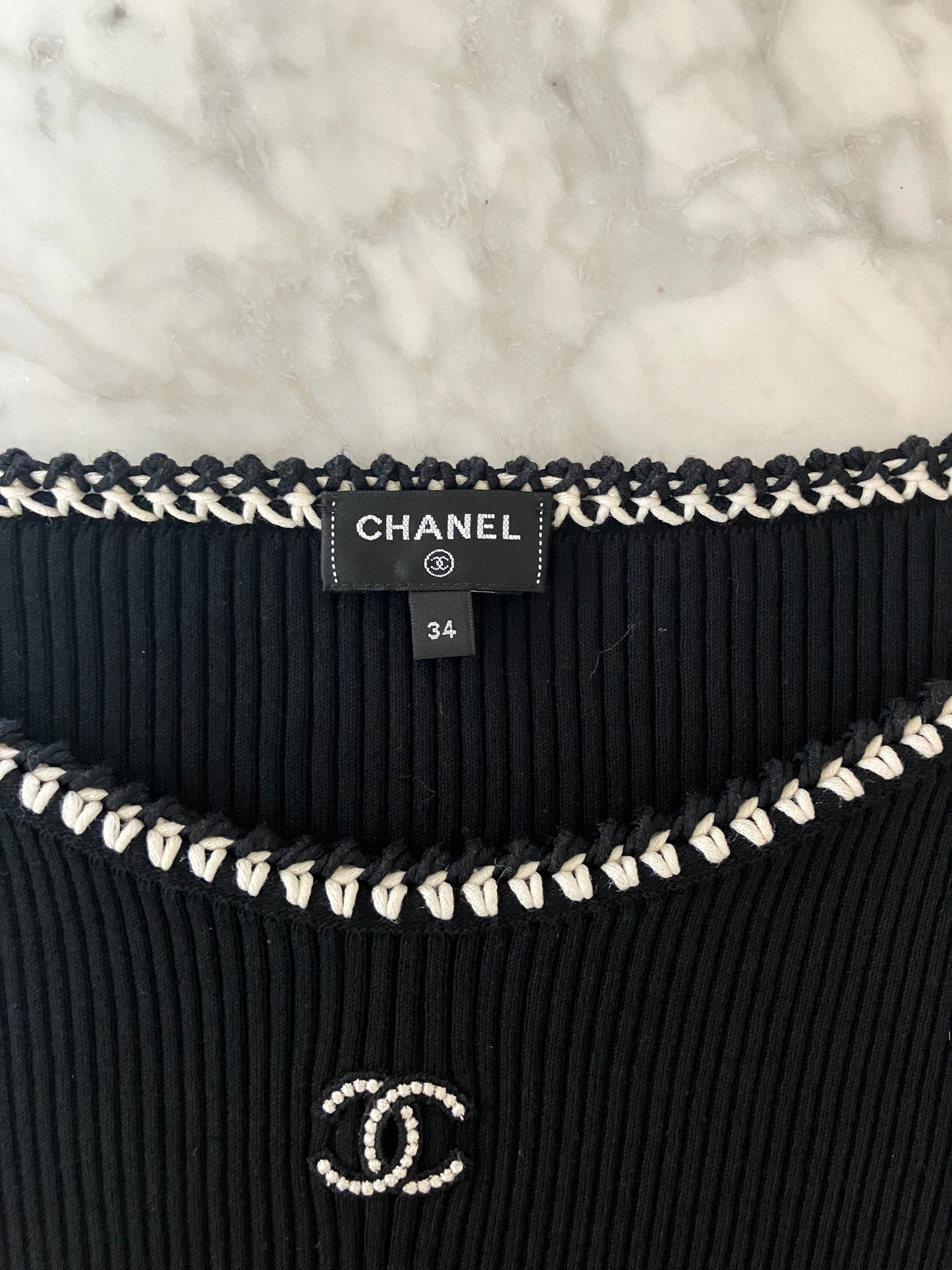 【CHANEL】トップス UPA05101