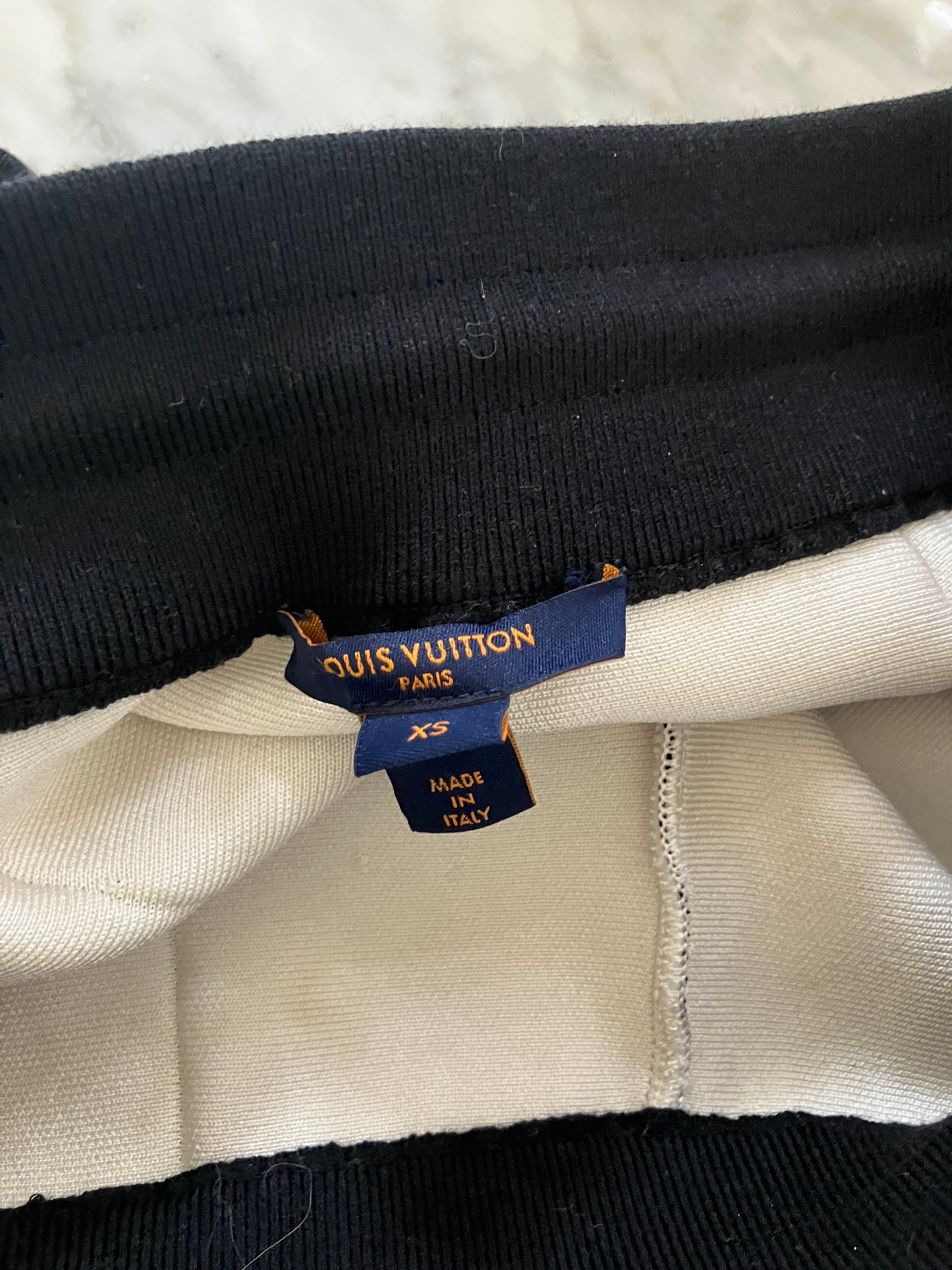 【LOUIS VUITTION】セットアップ UPA05102