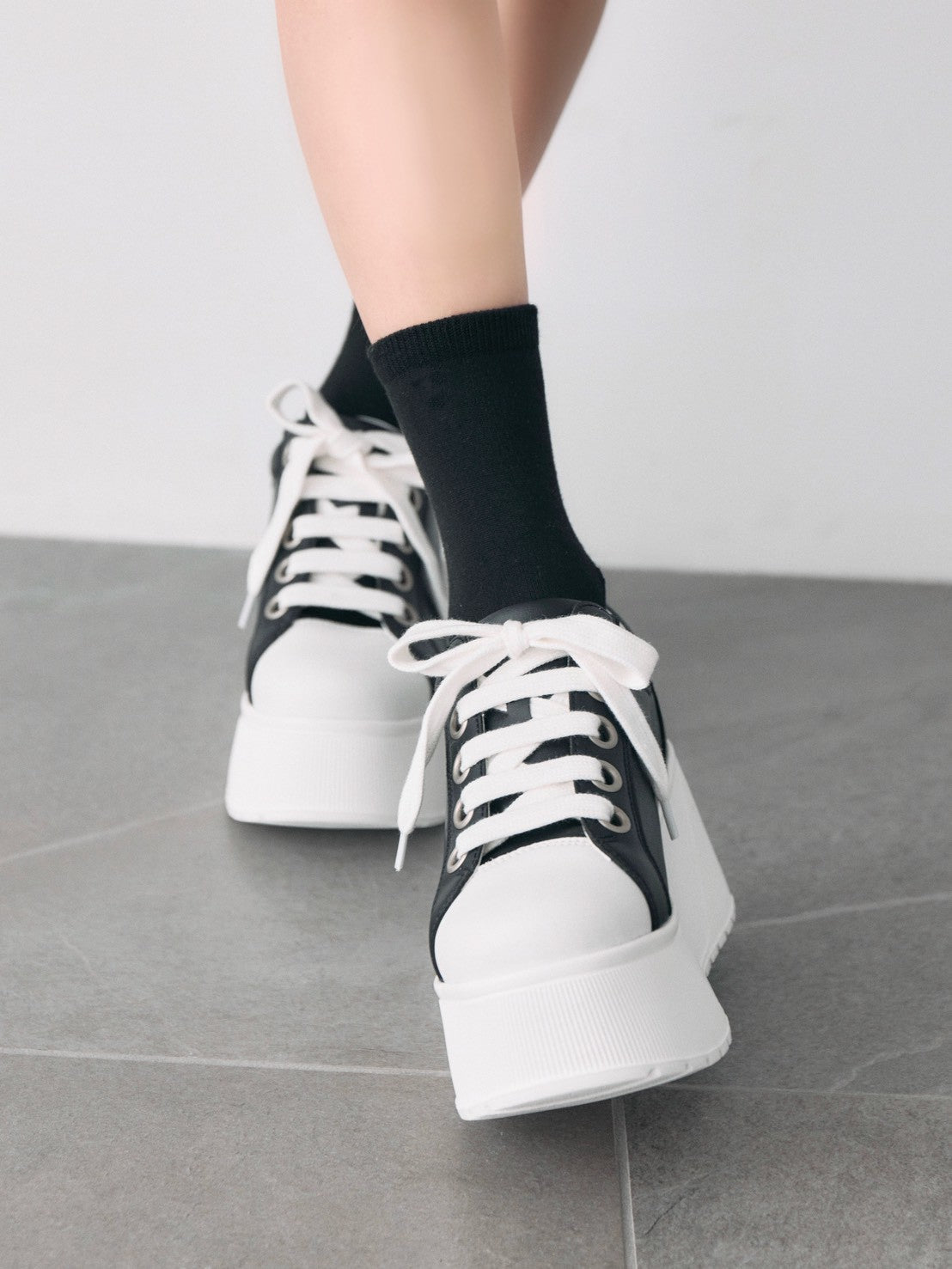 platform sneaker BLACK