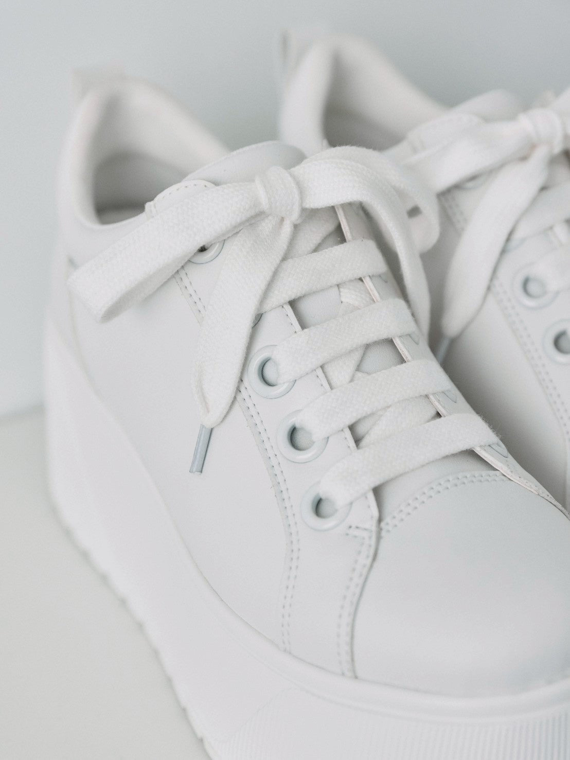 platform sneaker WHITE