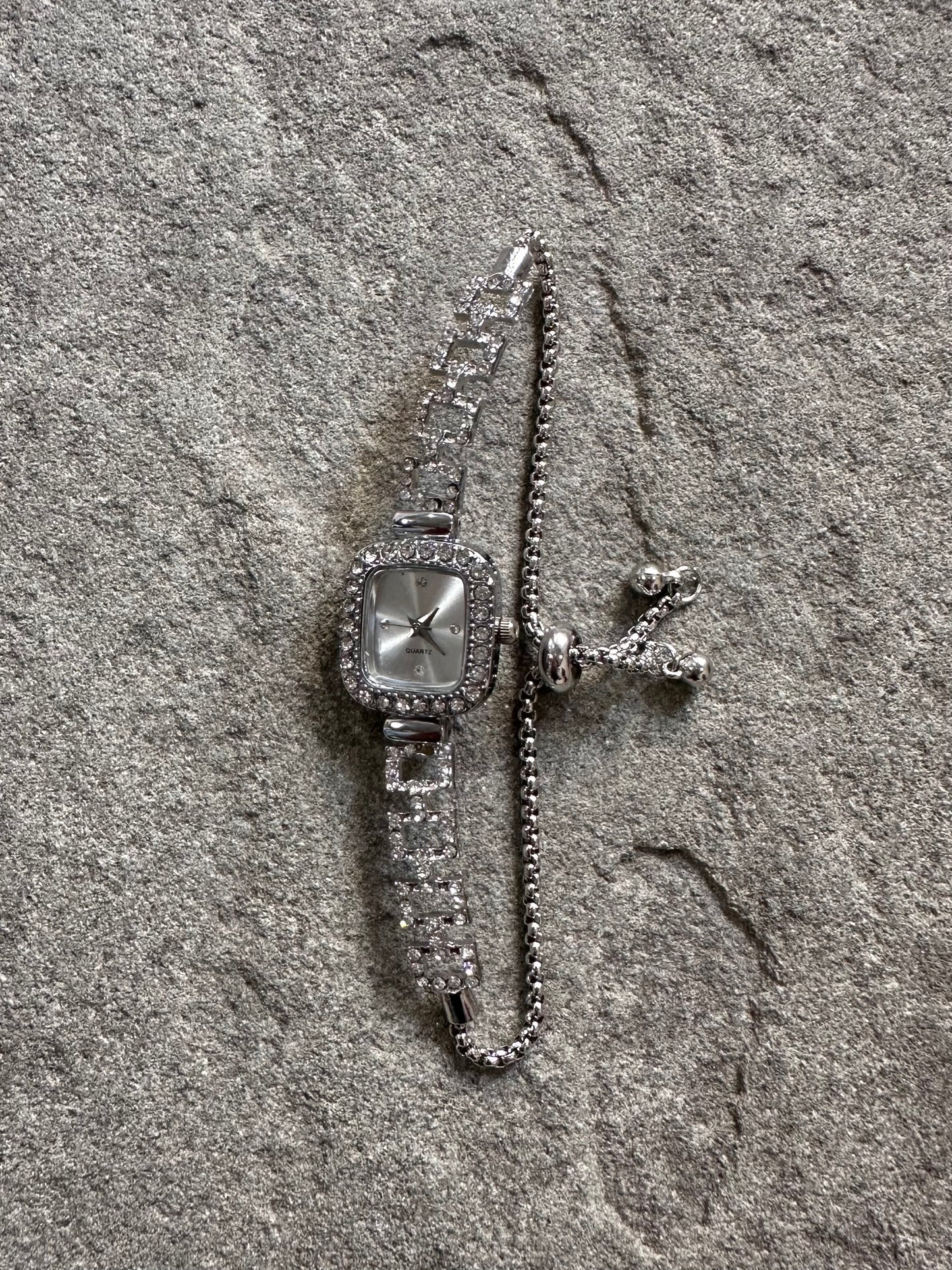 シャイニーレトロウォッチ DPB95055